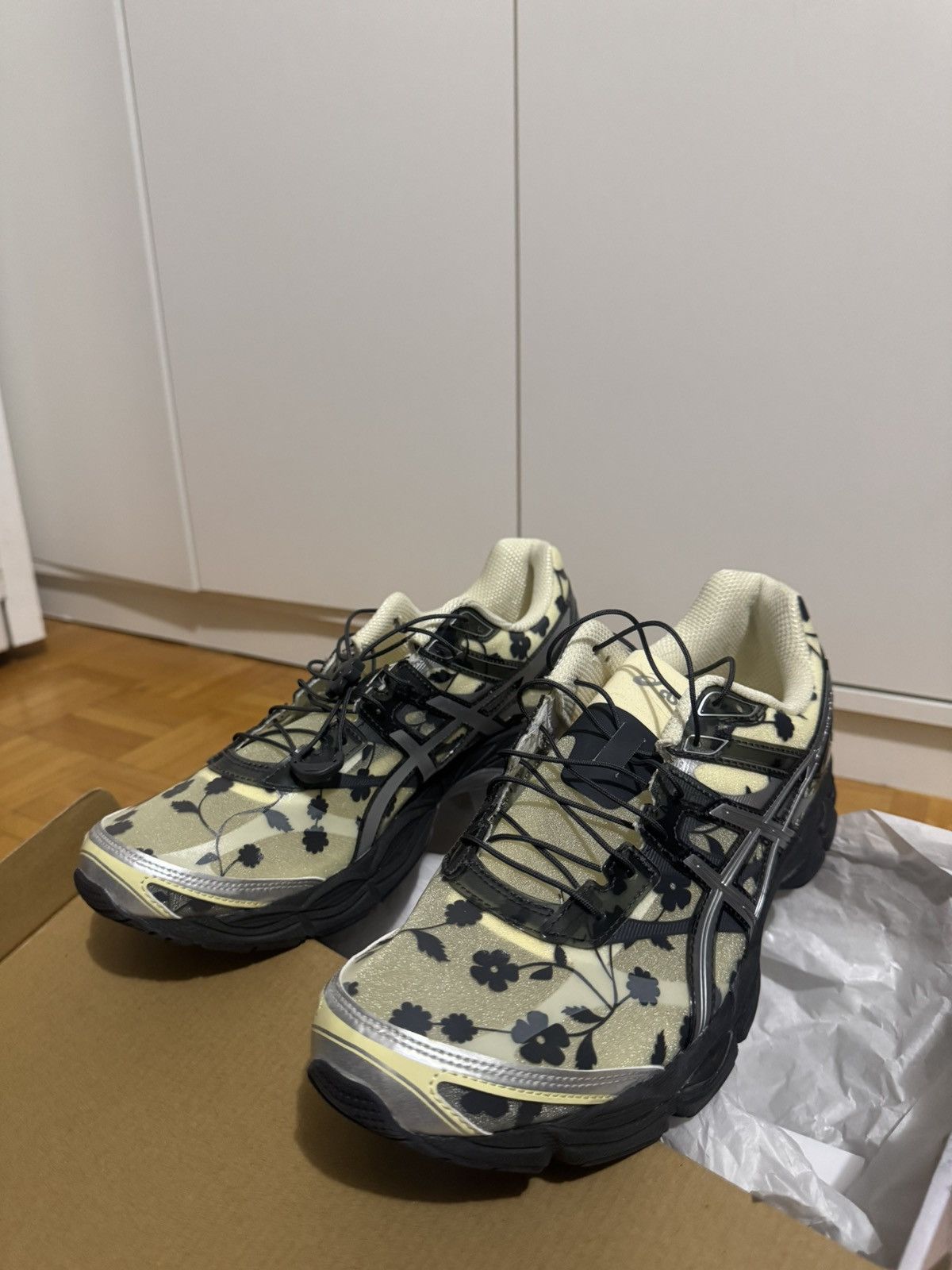 Asics ASICS x Cecilie Bahnsen Gel Cumulus 16 Size US 11.5 / EU 44-45 - 1 Thumbnail