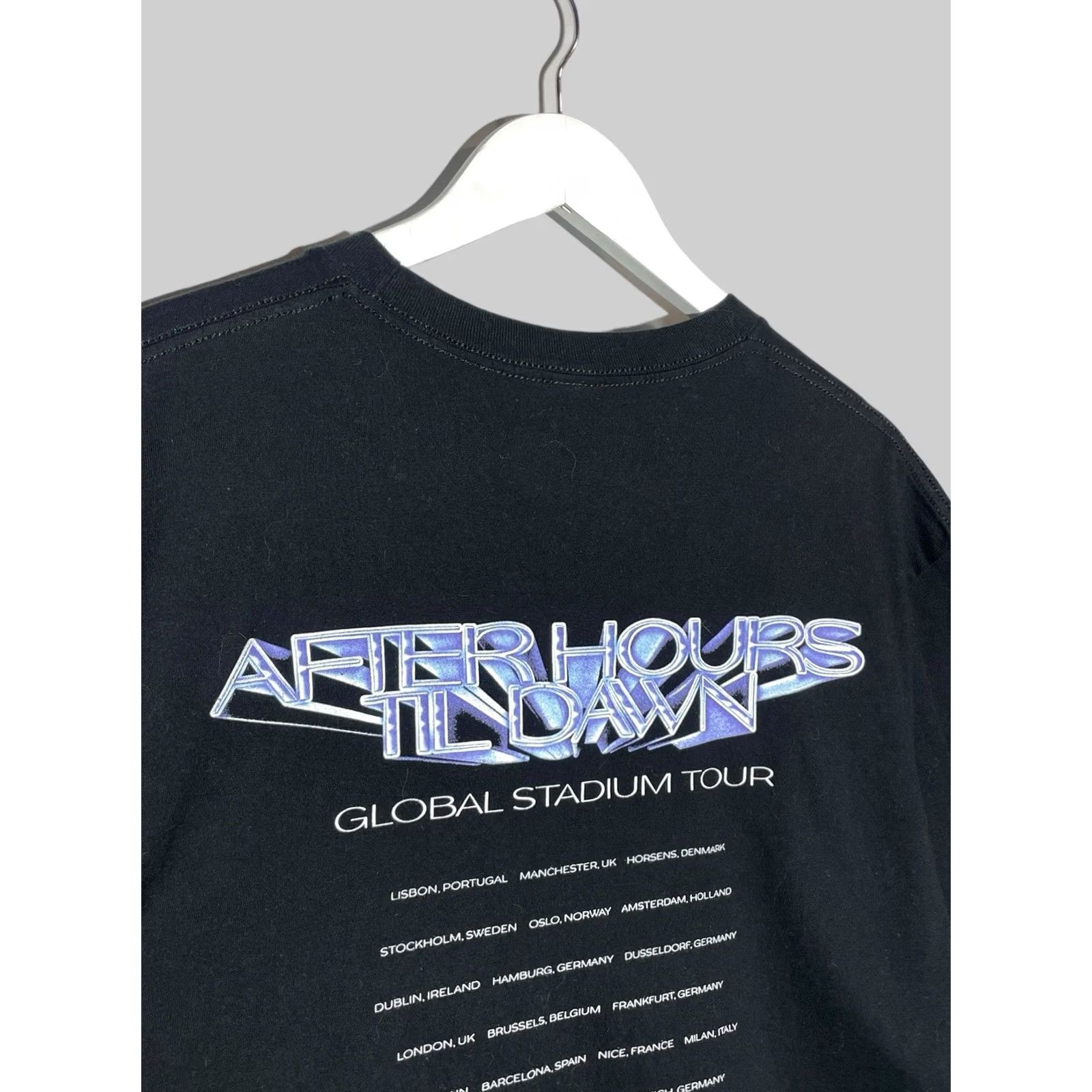 Vintage The Weekend After Hours Til Dawn Global Stadium Tour 2023 T-Shirt XL Black Nike Shirt Mens Crew Neck Short Sleeve Cotton Size US XL / EU 56 / 4 - 7 Thumbnail