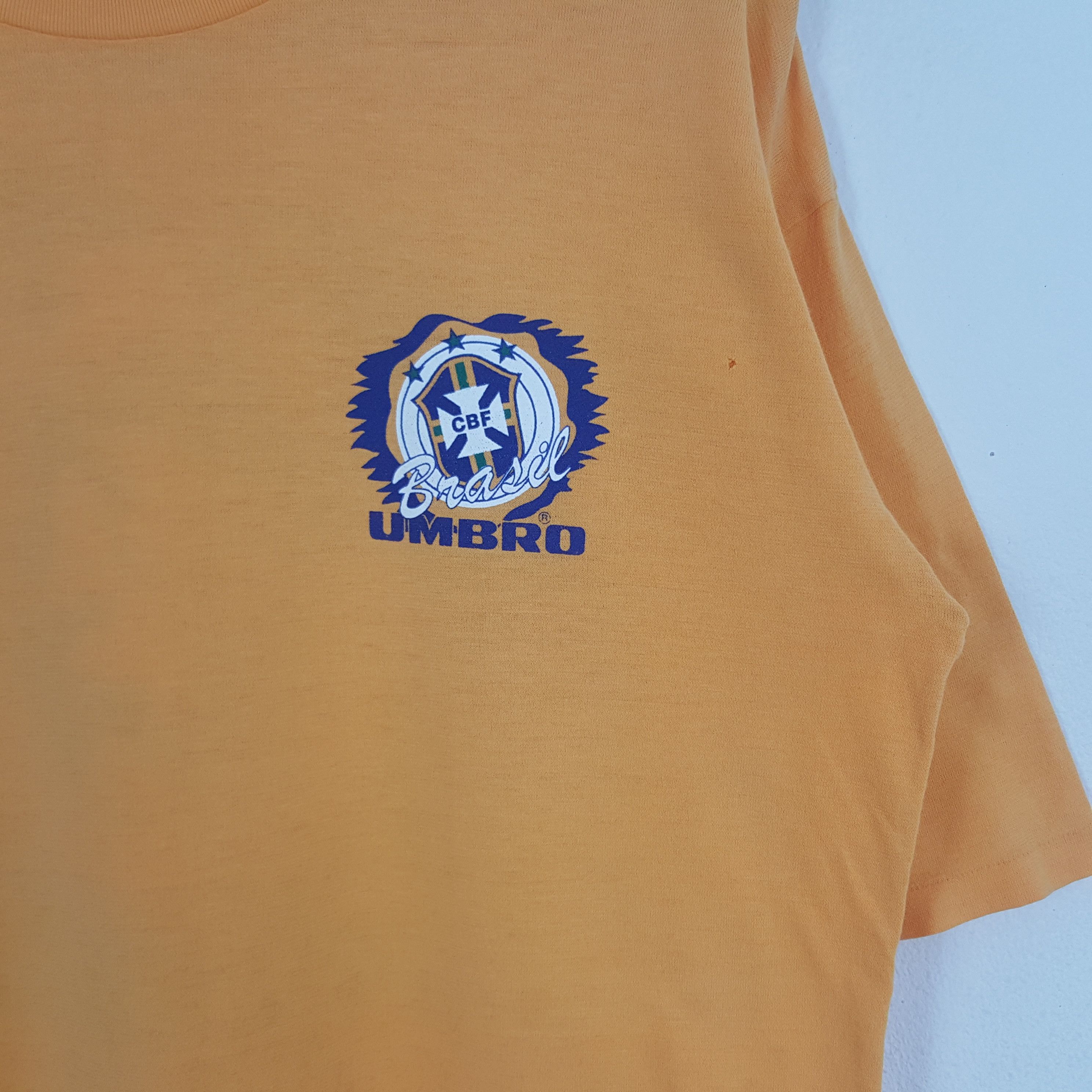 Umbro × Vintage Vintage Umbro Brazil Soccer Sport Logo Tshirt Size US M / EU 48-50 / 2 - 4 Thumbnail