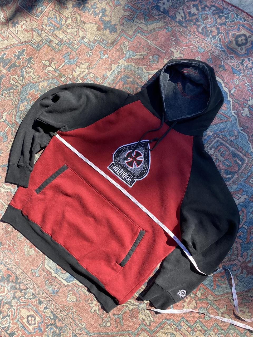 Independent Truck Co. 2000s Red and Black Independent Ace Embroidery Hoodie Large Size US L / EU 52-54 / 3 - 7 Thumbnail