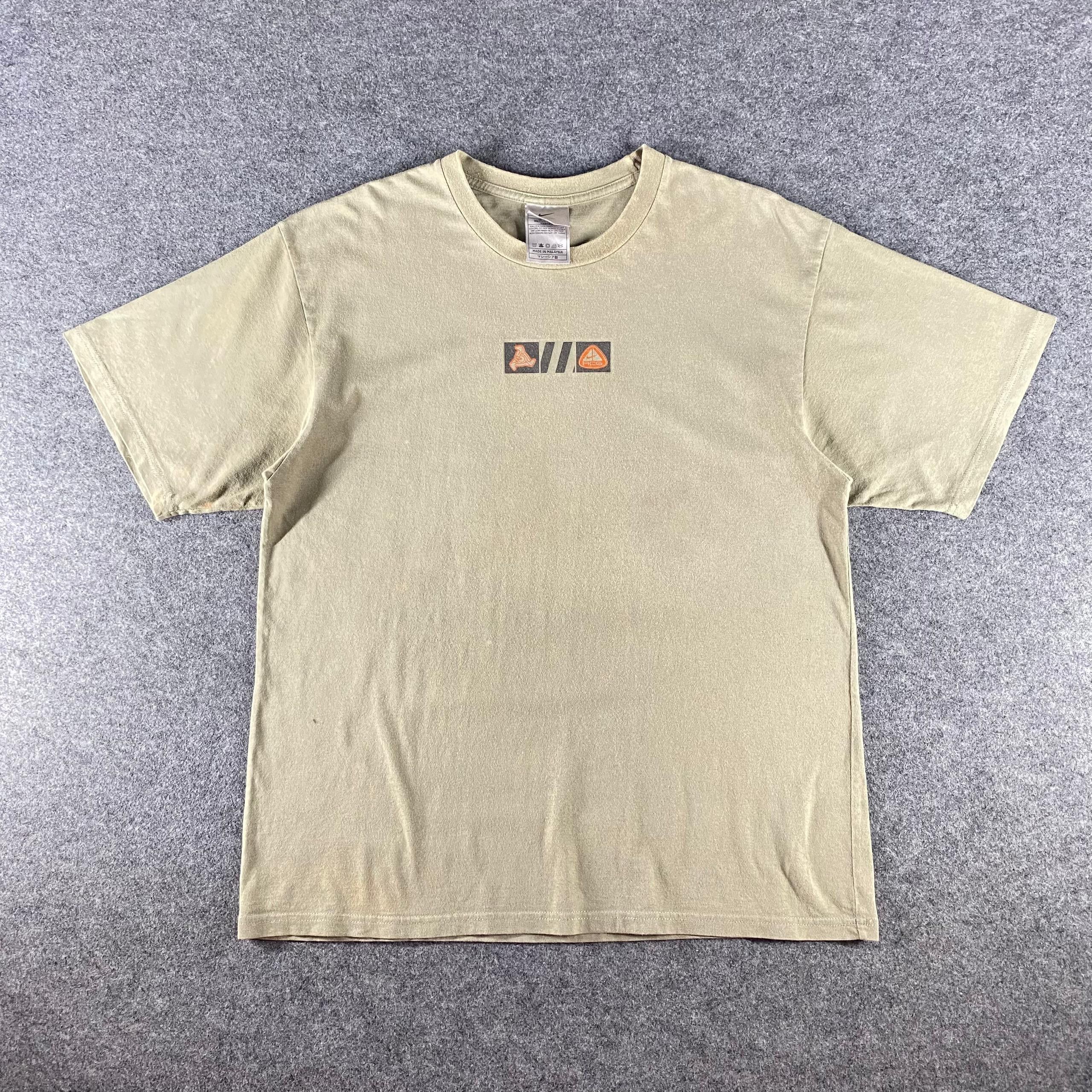 Nike ACG Vintage 90s Nike Acg Tshirt Size US L / EU 52-54 / 3 - 1 Thumbnail