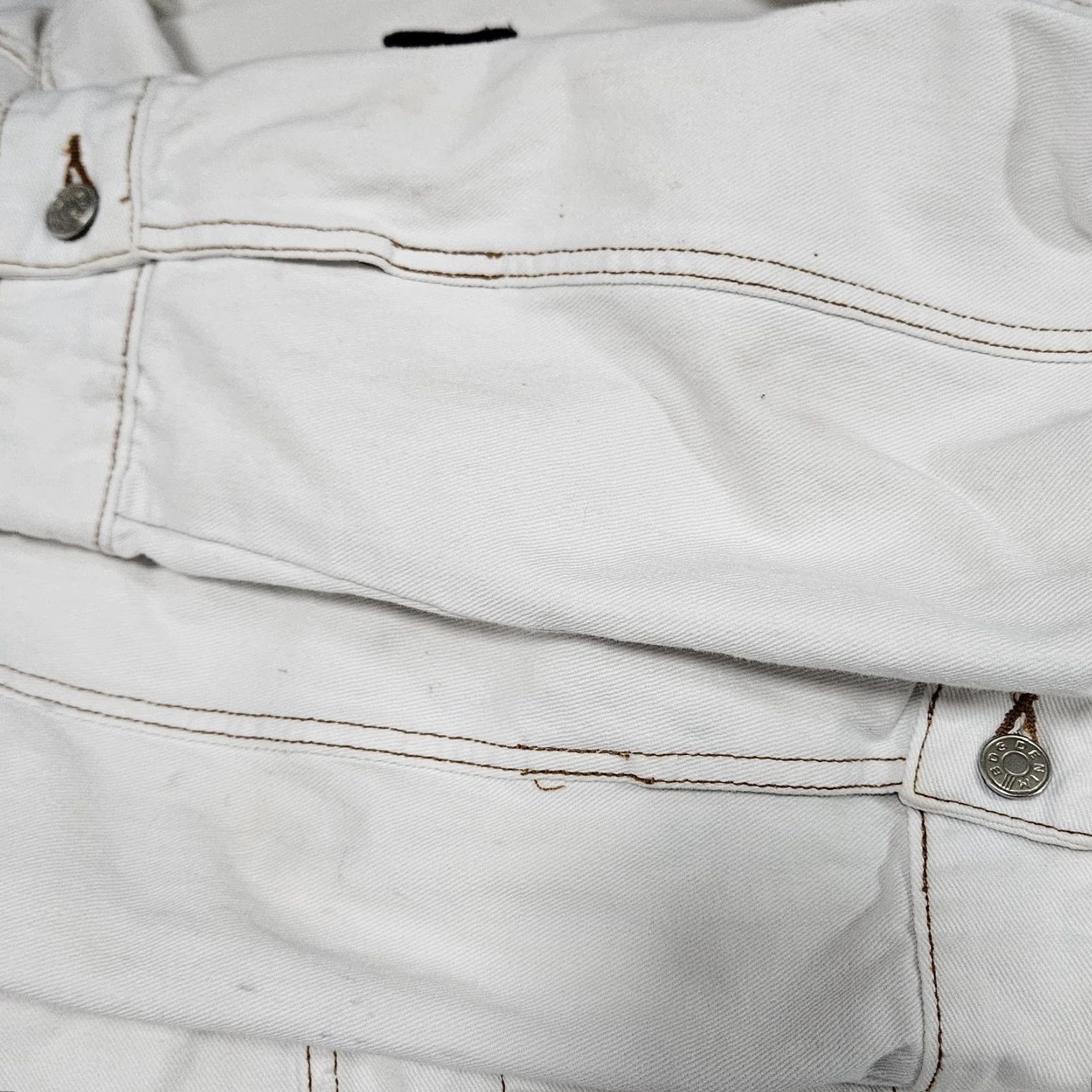 Bdg BDG Jacket Women's Denim White 100% Cotton Oversized Buttoned Distressed Large L 90s Fringe Pockets Collared Short Length Casual Chic Size 36" / US 14 / IT 50 - 5 Thumbnail
