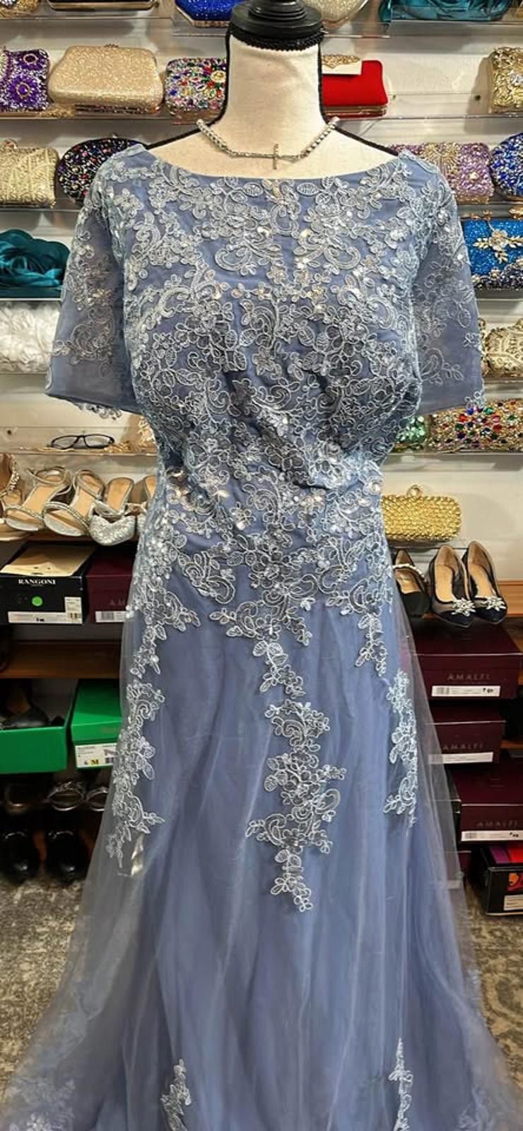 Other Size 20W blue ball gown. Size ONE SIZE - 2 Thumbnail