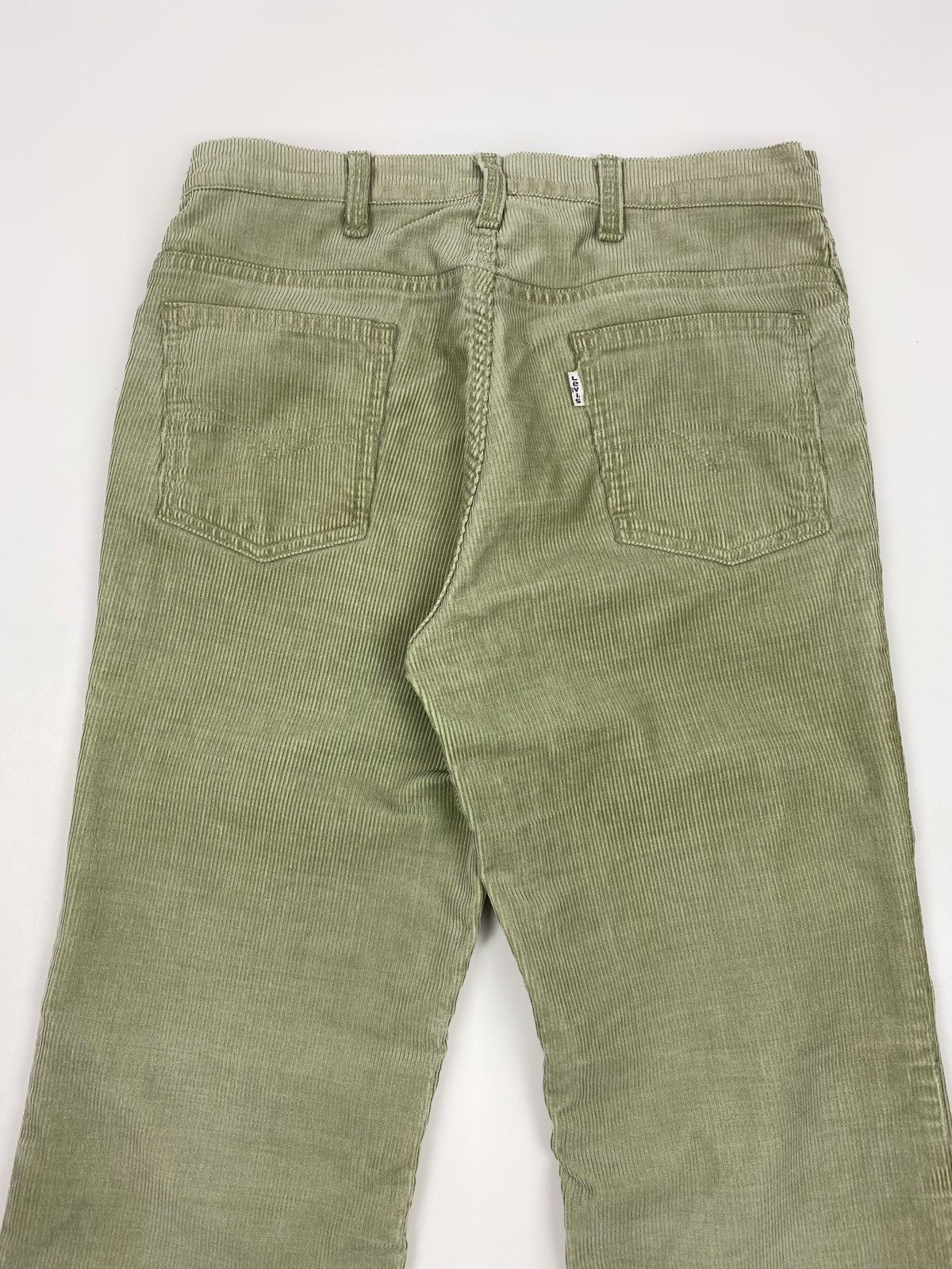 Levi's 1970’s Levi’s White Tab Bell Bottom Corduroy Flares Pants Size US 31 - 16 Thumbnail