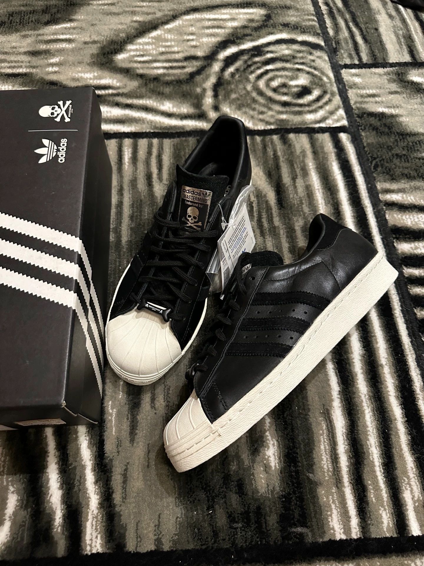 Mastermind Japan mastermind JAPAN x SUPERSTAR Sneakers Size US 10 / EU 43 - 1 Thumbnail