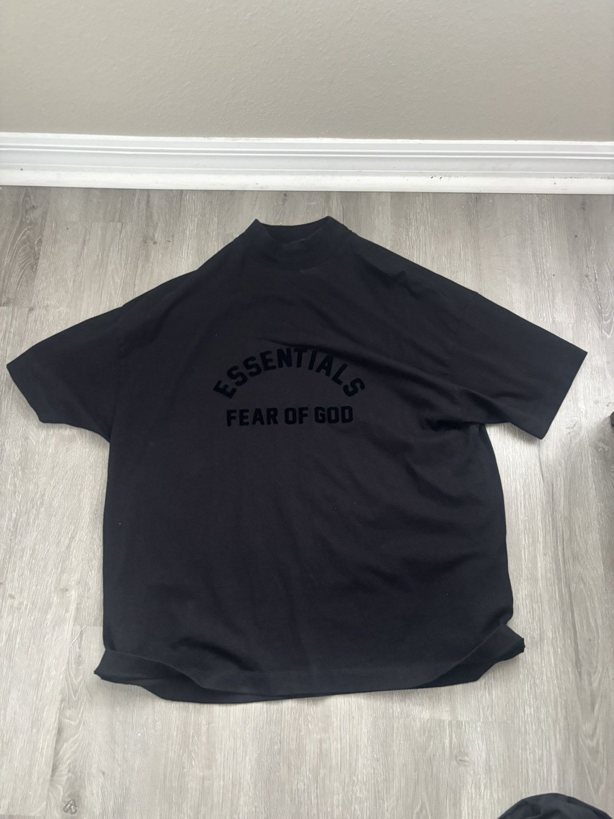 Essentials Size XS Black Essential Fear Of God Shirt Size US XS / EU 42 / 0 - 1 Thumbnail