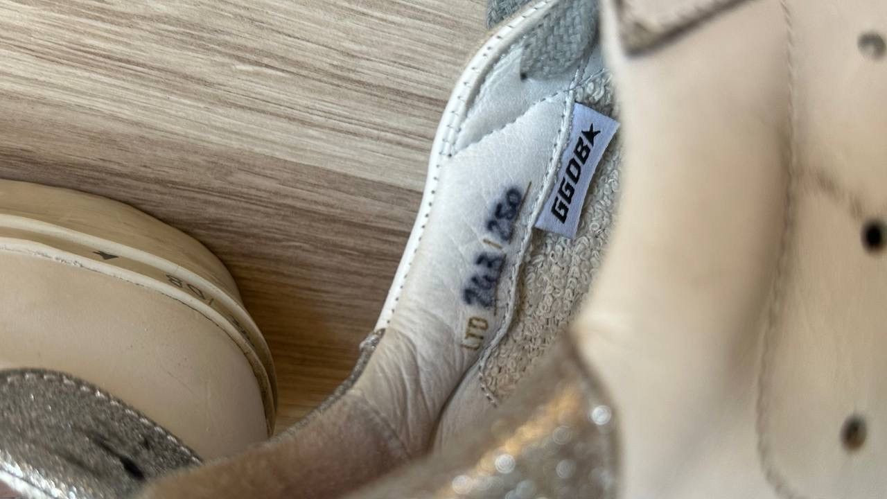 Golden Goose × Very Rare ❗️RARE ❗️ Golden Goose Superstar  