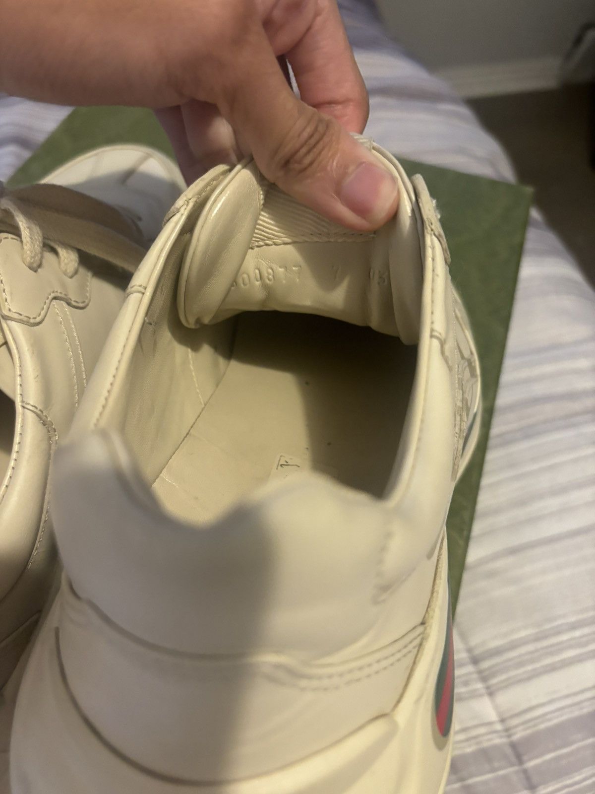 Gucci Gucci Rhyton sneaker with Gucci logo Size US 7 / EU 40 - 10 Thumbnail