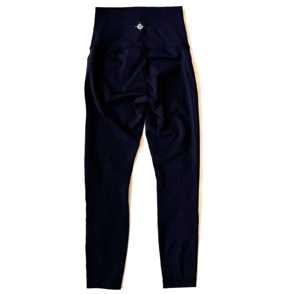 Lululemon Lululemon Highest Times Legging Naval Blue Mesh Size 27" / US 4 / IT 40 - 3 Thumbnail