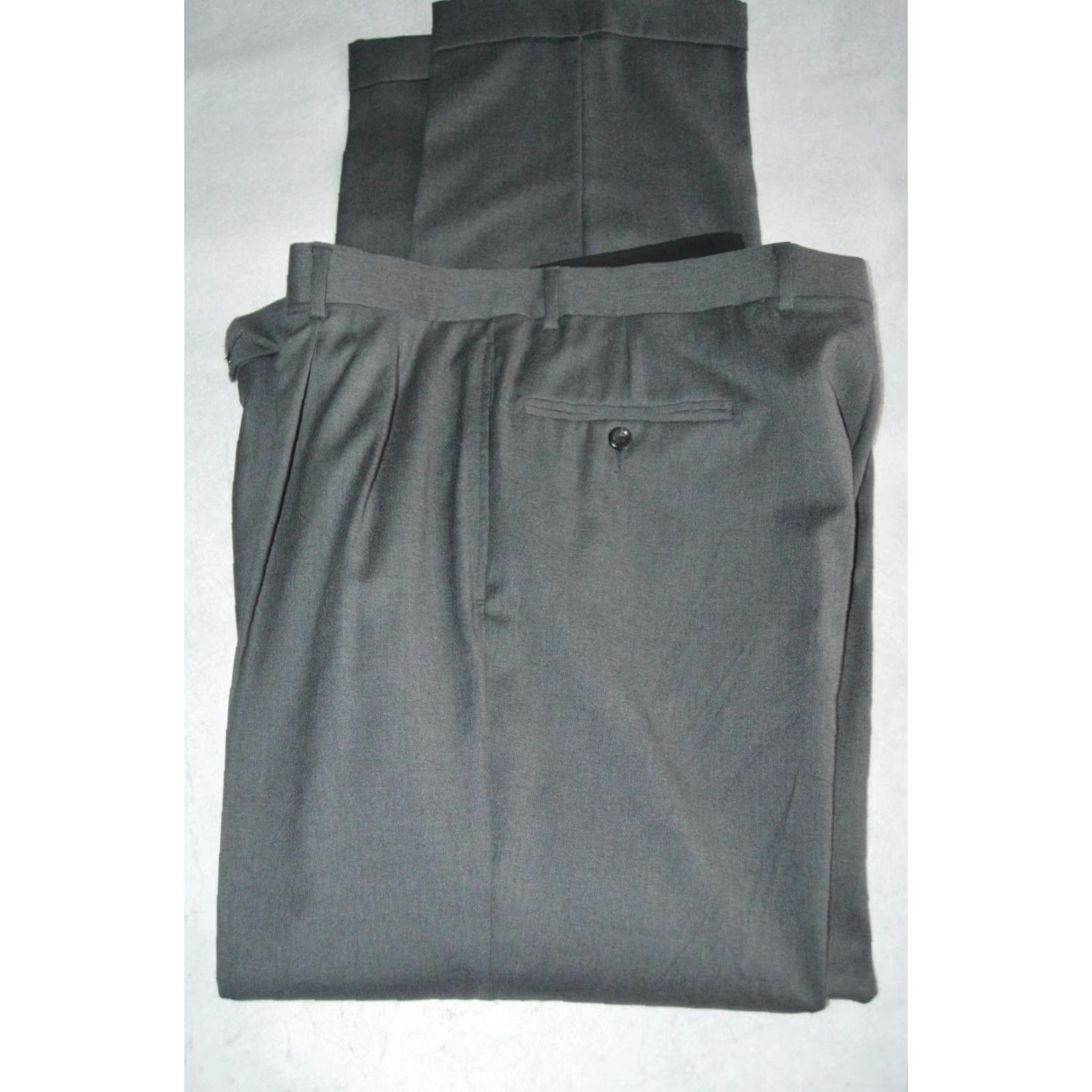 Jos. A. Bank Jos. A Bank 37 Reg Wool Signature Collection Traditional Fit Pleated Dress Pants Pants Mens Regular Gray Wool Dress Pants Size US 37 - 4 Thumbnail