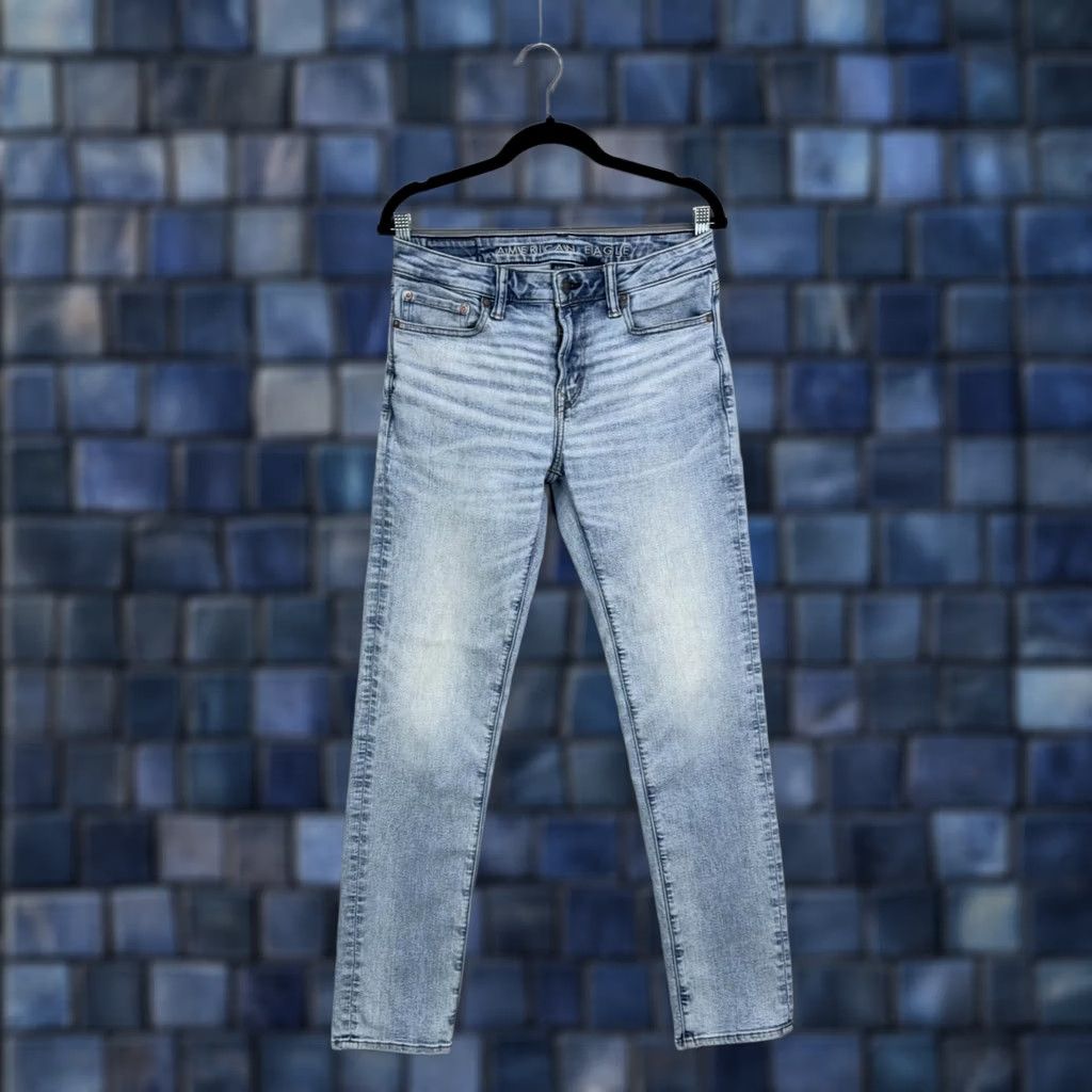 American Eagle Outfitters American Eagle Outfitters Jeans Mens Slim Straight Airflex+ Light Wash Denim Stretch 30x34 Blue Cotton Polyester Regular Zip Five Pocket Size US 30 / EU 46 - 1 Thumbnail