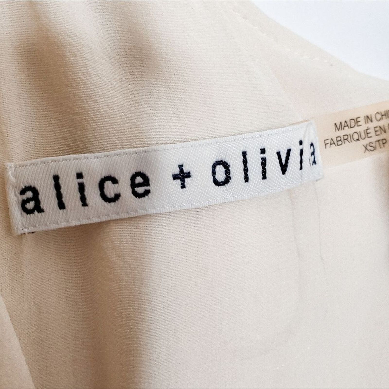 Alice + Olivia Alice + Olivia White Silk Layla Blouson Off Shoulder Top XS Size XS / US 0-2 / IT 36-38 - 5 Thumbnail