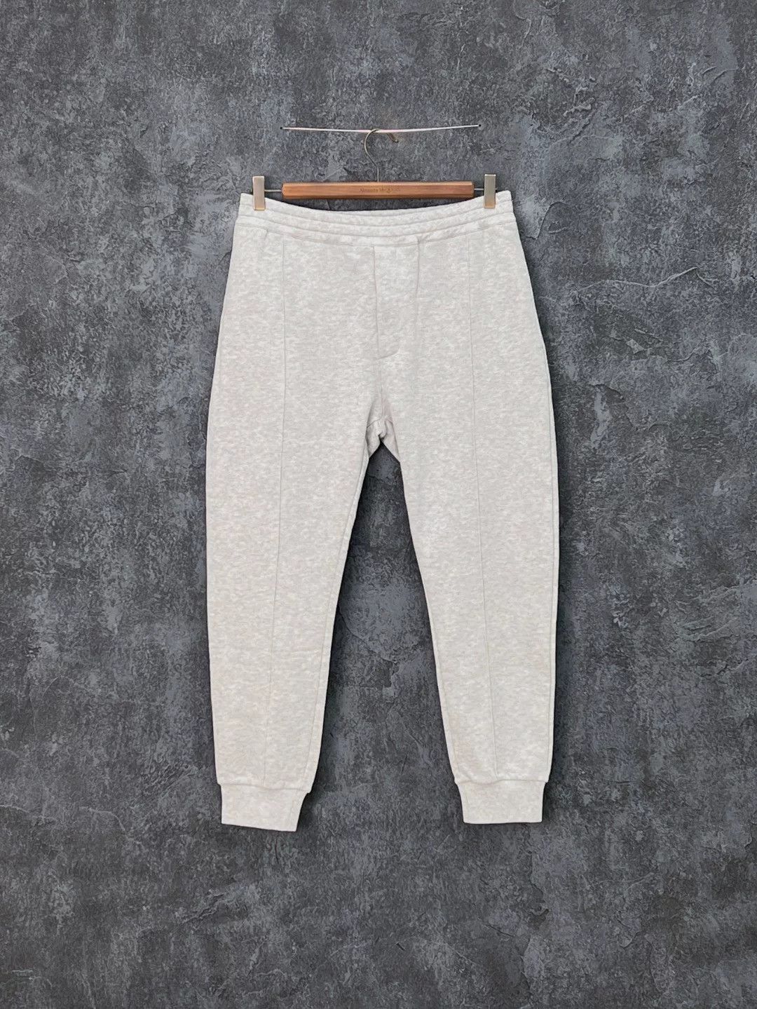 Alexander McQueen Alexander McQueen Cotton Gray Casual Pants 34 Men Size US 34 / EU 50 - 1 Thumbnail