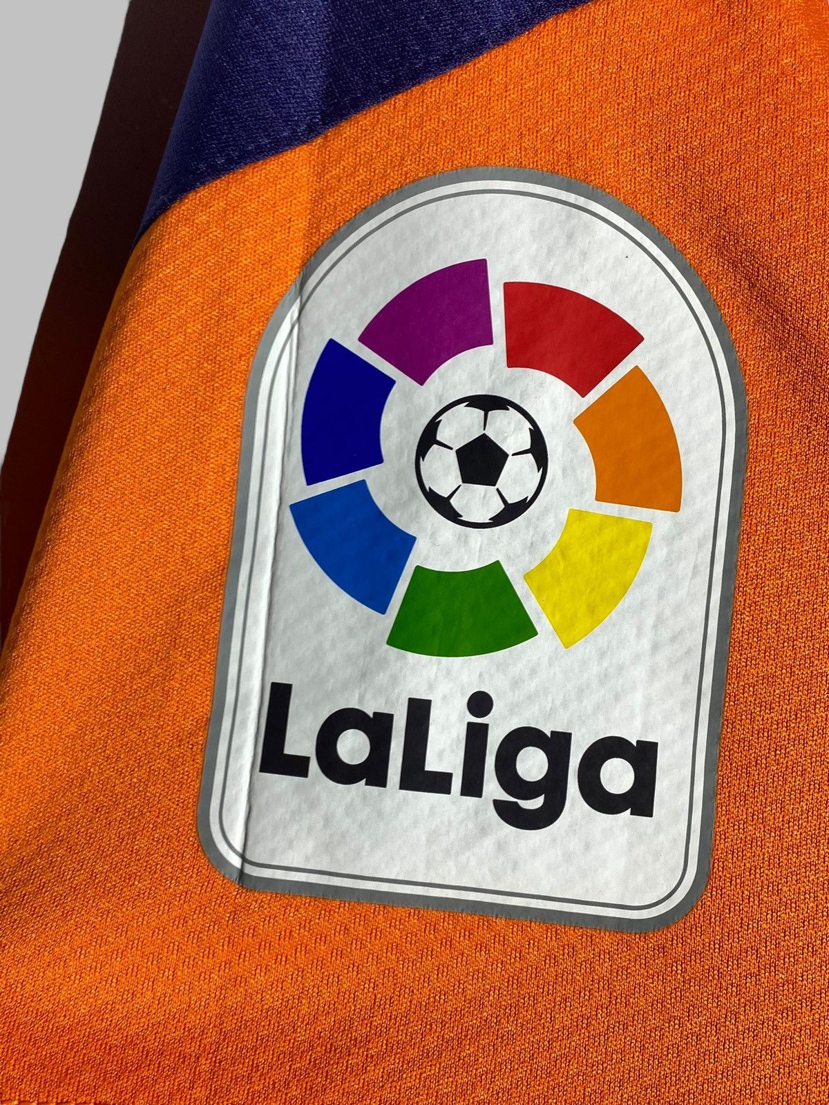 Puma Puma Valencia CF 2020/21 Away Football Shirt Soccer Jersey Size US S / EU 44-46 / 1 - 14 Thumbnail