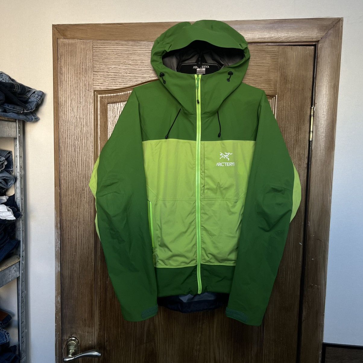 Arc'teryx Men's Arcteryx Beta Gore Tex Jacket Gorpcore Size US S / EU 44-46 / 1 - 1 Thumbnail