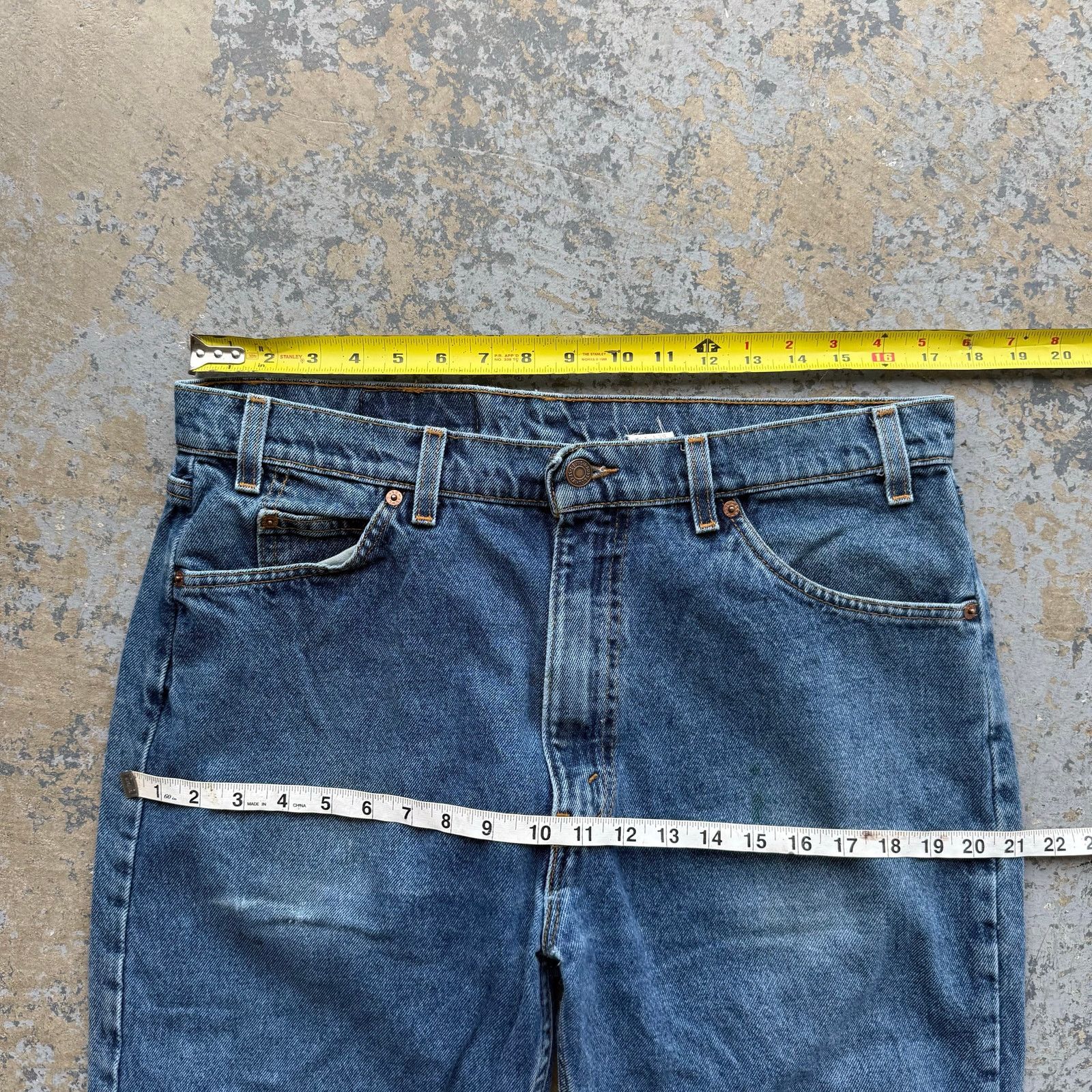 Levi's 90’s Levi’s OrangeTab 505 Straight Leg Jeans Made In USA Size US 35 - 7 Thumbnail