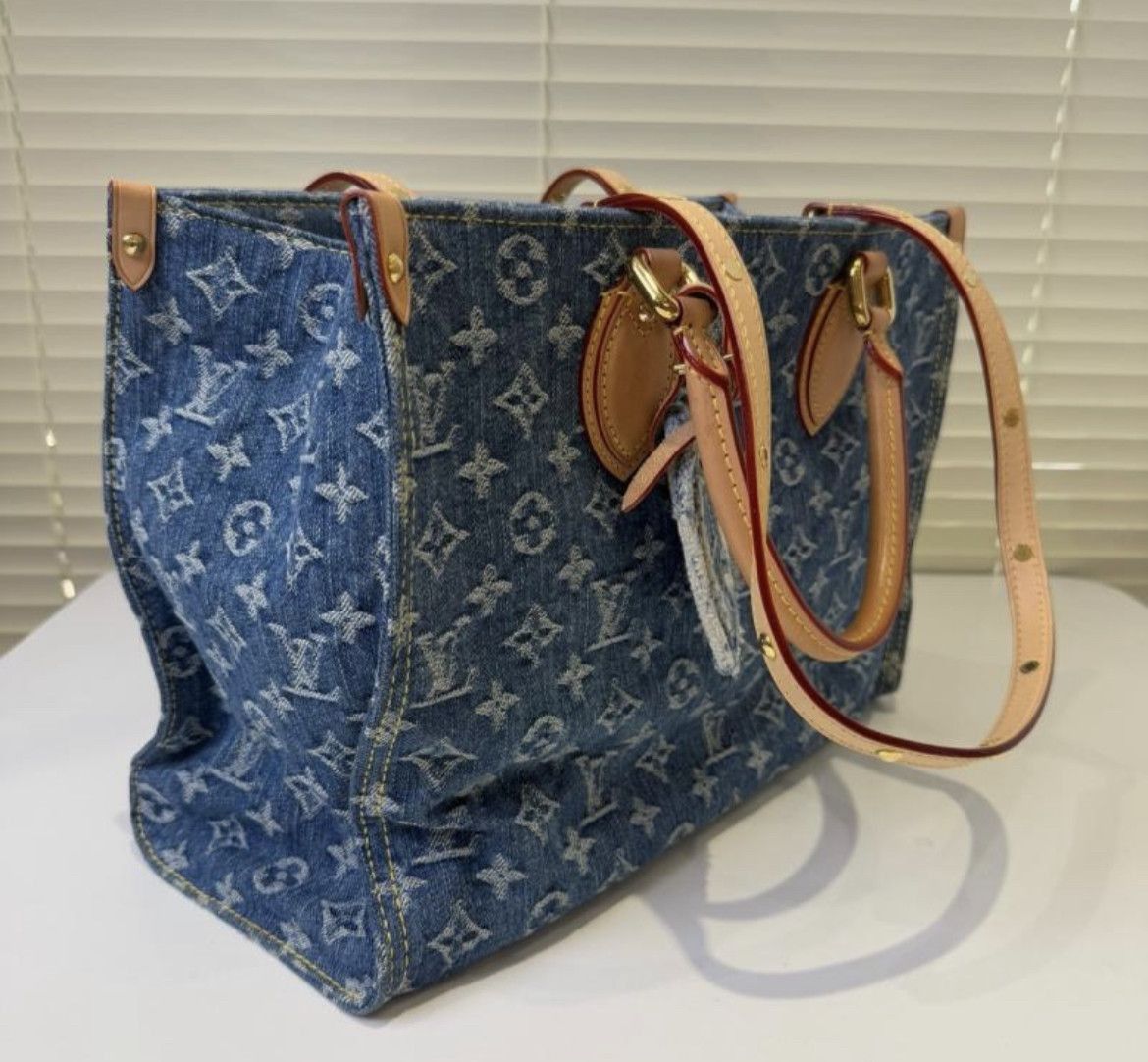 Louis Vuitton Louis Vuitton ON-THE-GO MM-2508 Size ONE SIZE - 2 Thumbnail