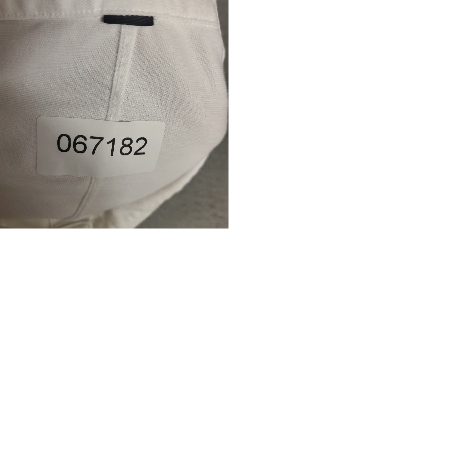 Lululemon Lululemon Shirt Mens L White Pocket Button Up Long Sleeve Stained, VINTAGE? (No) Button-Up Shirt Mens L White Pocket Stained Lululemon Size US L / EU 52-54 / 3 - 9 Thumbnail