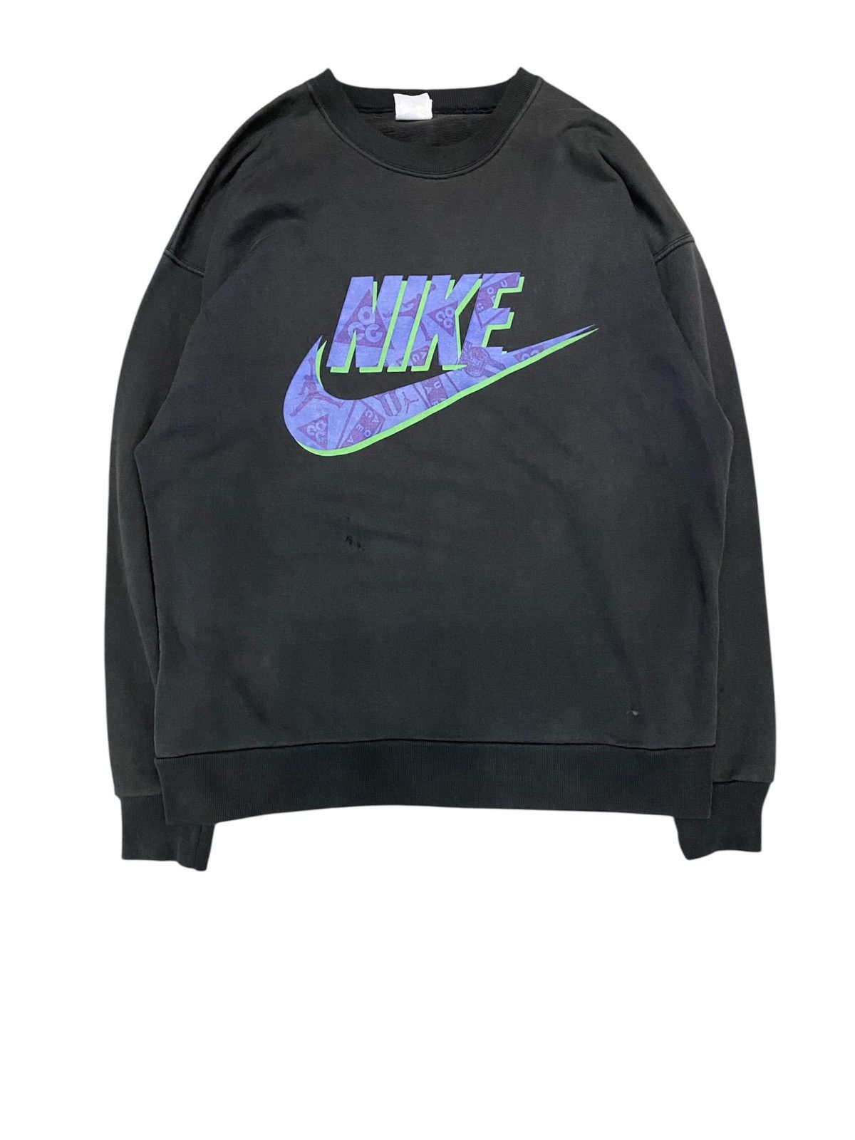 Nike ACG 1990s Nike ACG big logo distressed Size US L / EU 52-54 / 3 - 1 Thumbnail
