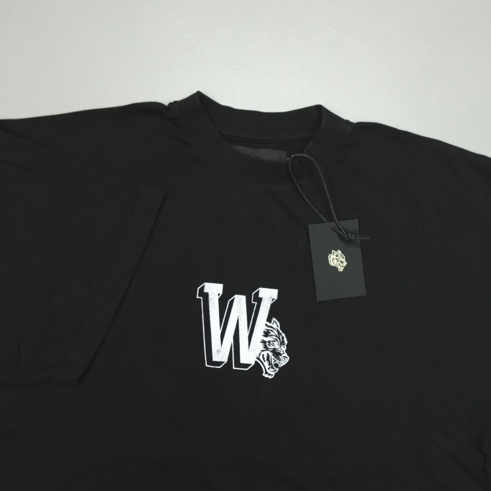 Darc Sport Darc Sport Our Stamp Premium Tee Shirt Relaxed Men's M Black Shirt Mens M Black Wolves Graphic Print Limited Edition Casual Tee Size US M / EU 48-50 / 2 - 2 Thumbnail