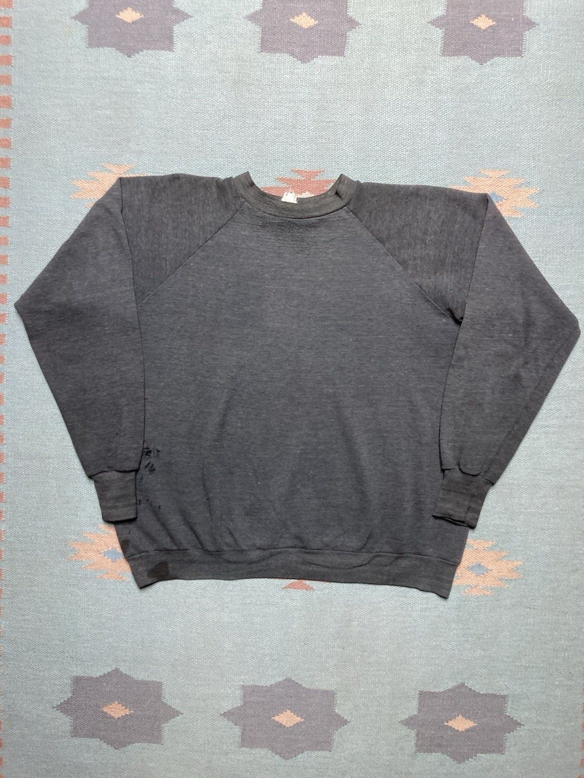 Vintage 80s sweatshirt faded black distressed grunge healthknit XXL Size US XXL / EU 58 / 5 - 1 Thumbnail