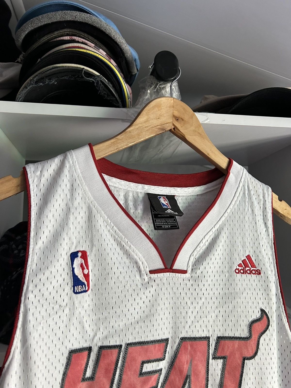 Adidas × NBA Vintage Miami Heat Dwyane Wade 3 NBA Adidas Stitched Jersey Size US S / EU 44-46 / 1 - 6 Thumbnail