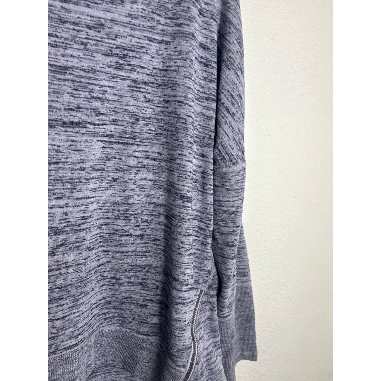 Athleta Athleta Womens XL Long Sleeve Pullover Sweatshirt Side Zip Cotton Gray Size XL / US 12-14 / IT 48-50 - 4 Thumbnail
