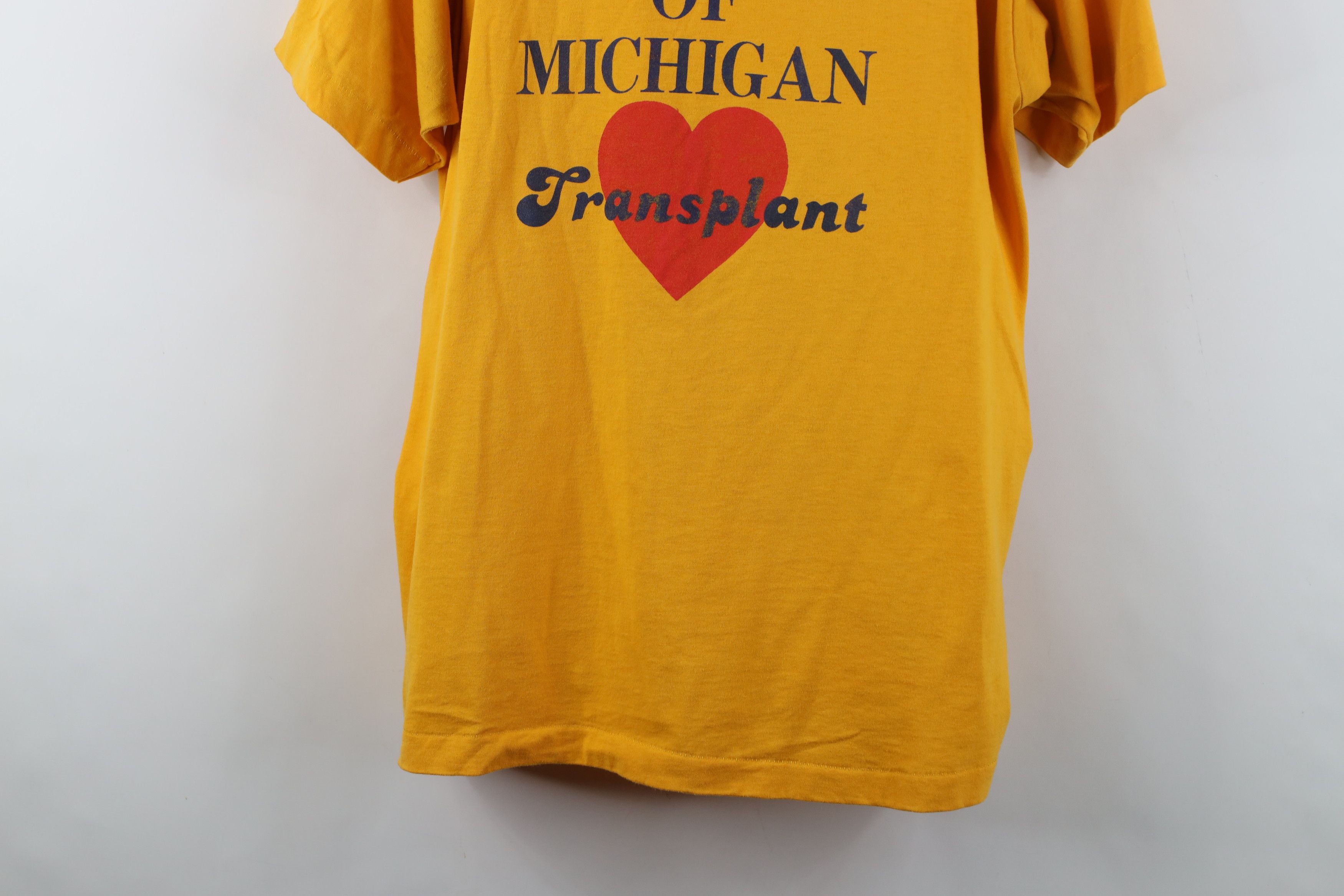 Vintage Vintage 80s 90s University of Michigan Heart T-Shirt Size US XL / EU 56 / 4 - 3 Thumbnail