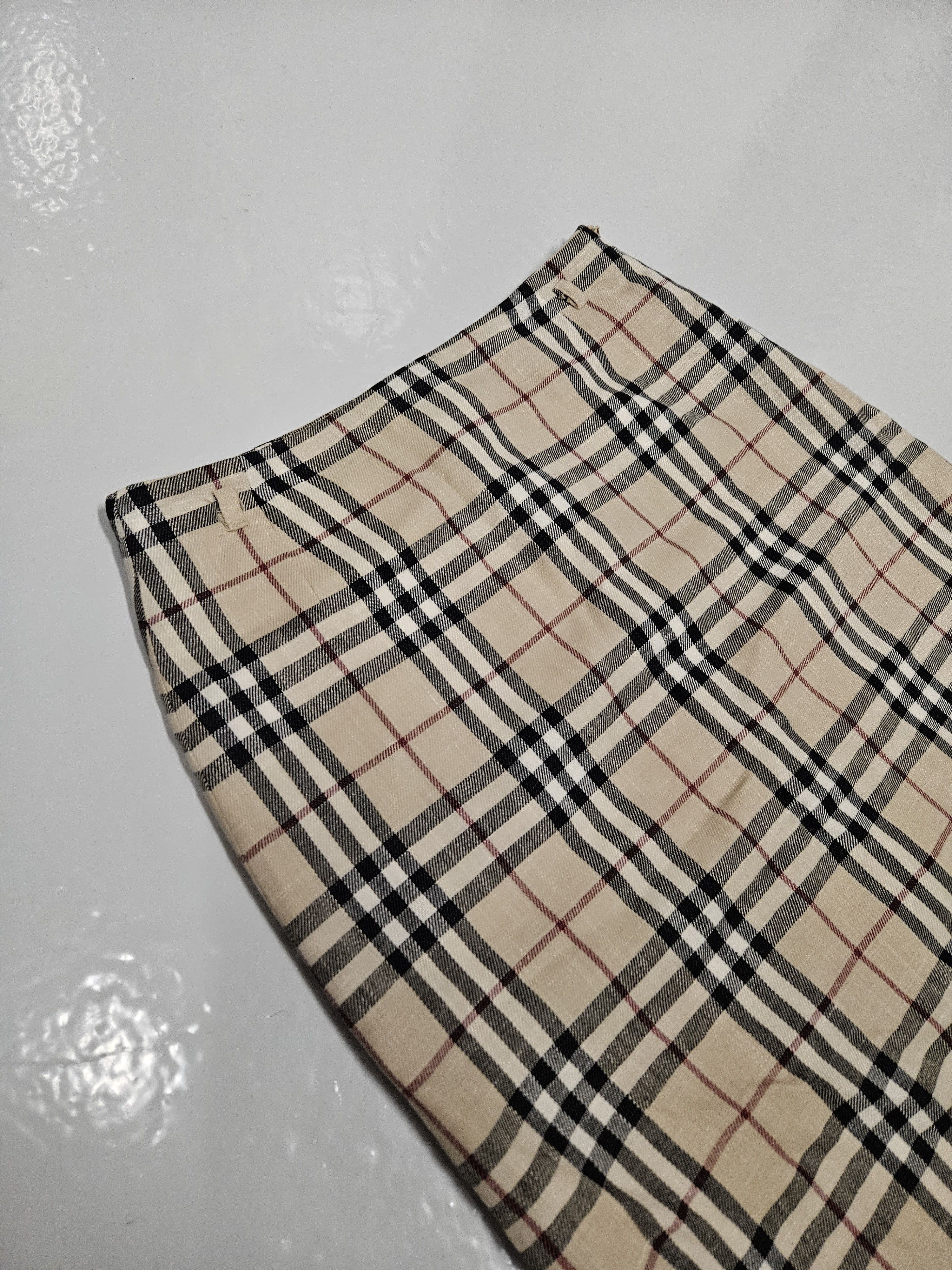 Burberry Vintage y2k burberry nova check wool and linen skirt Size 28" / US 6 / IT 42 - 3 Thumbnail