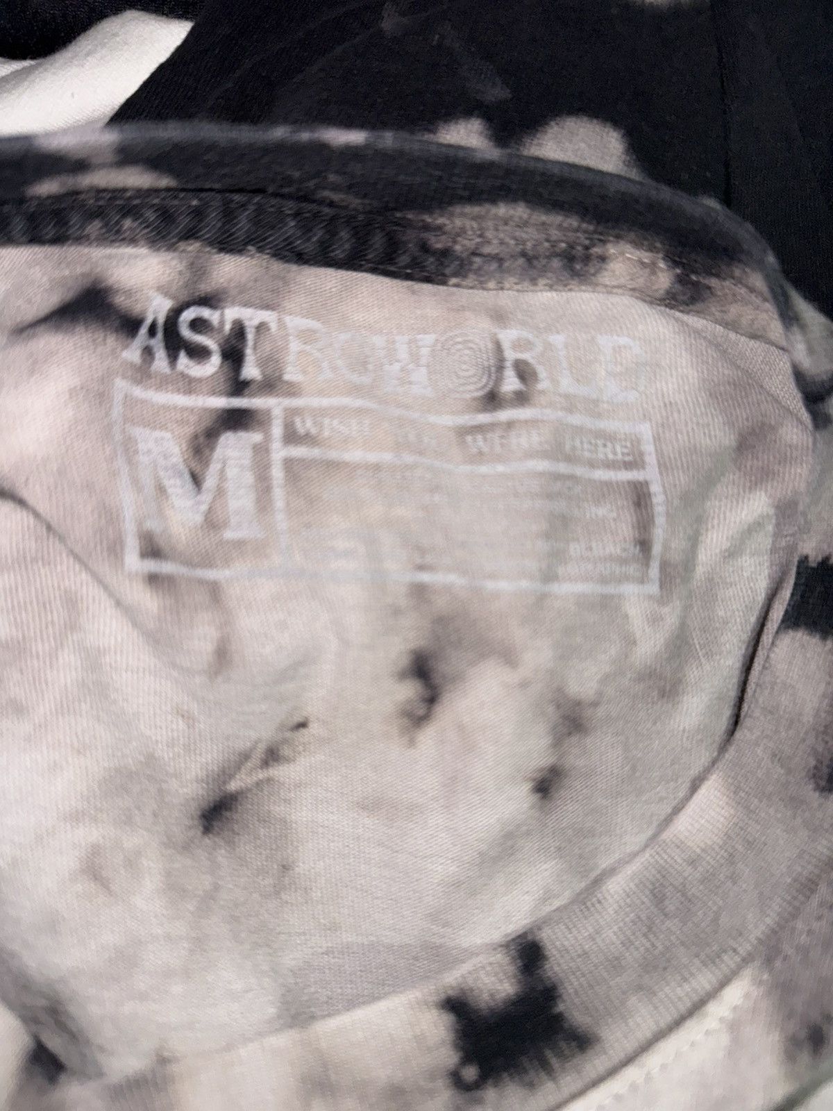 Travis Scott Travis Scott Astroworld Shattered Face L/S Tee Size US M / EU 48-50 / 2 - 3 Thumbnail