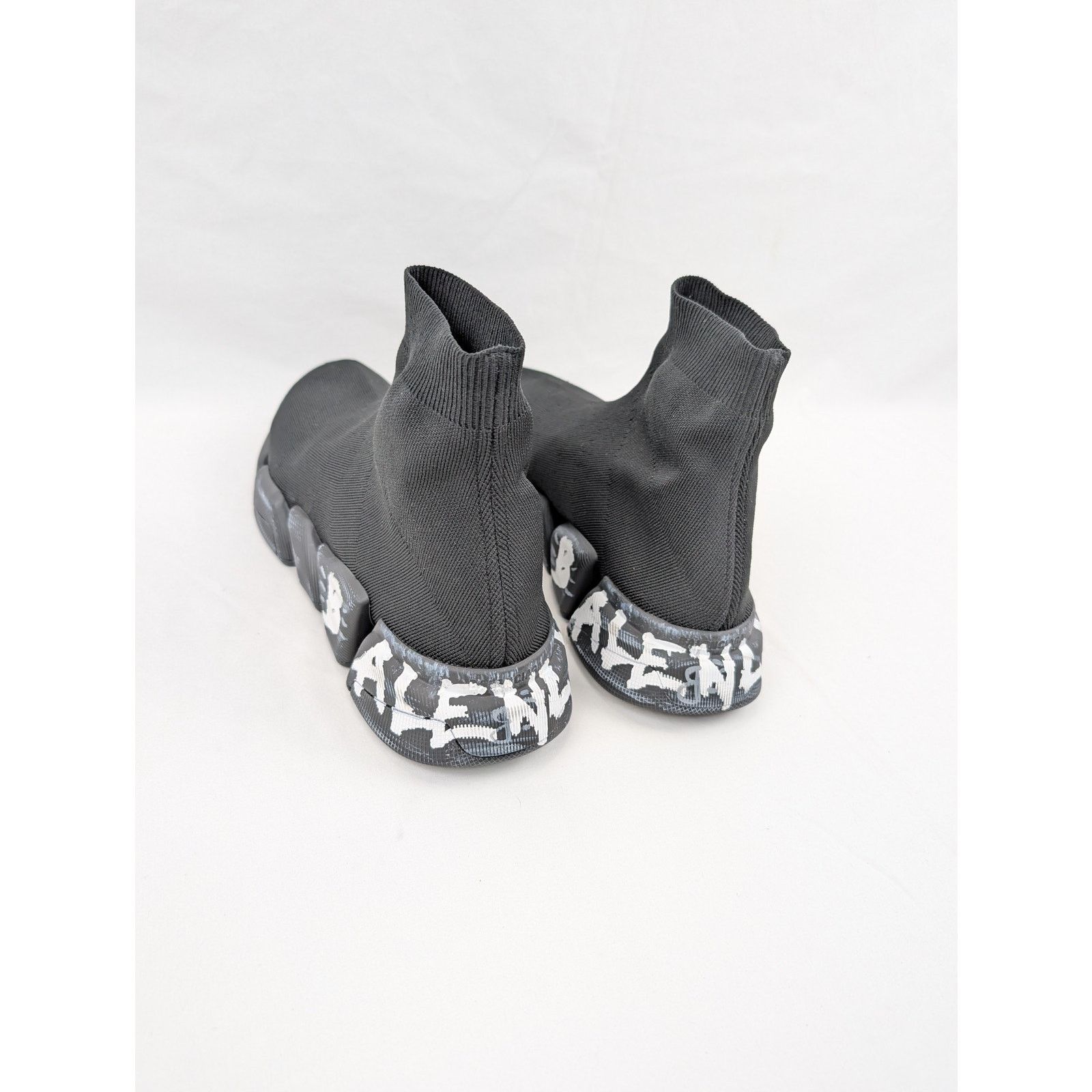 Balenciaga o1rshd1 Speed 2.0 Graffiti Sneakers in Black/White Size US 13 / EU 46 - 18 Thumbnail