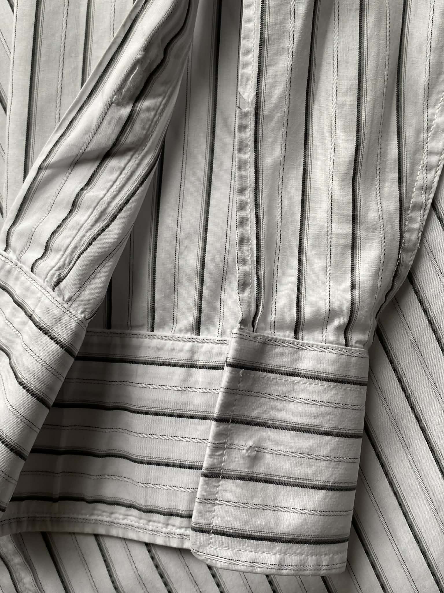 Gucci Gucci Striped Button Up Long Sleeve GC Logo No Buttons Size US M / EU 48-50 / 2 - 12 Thumbnail