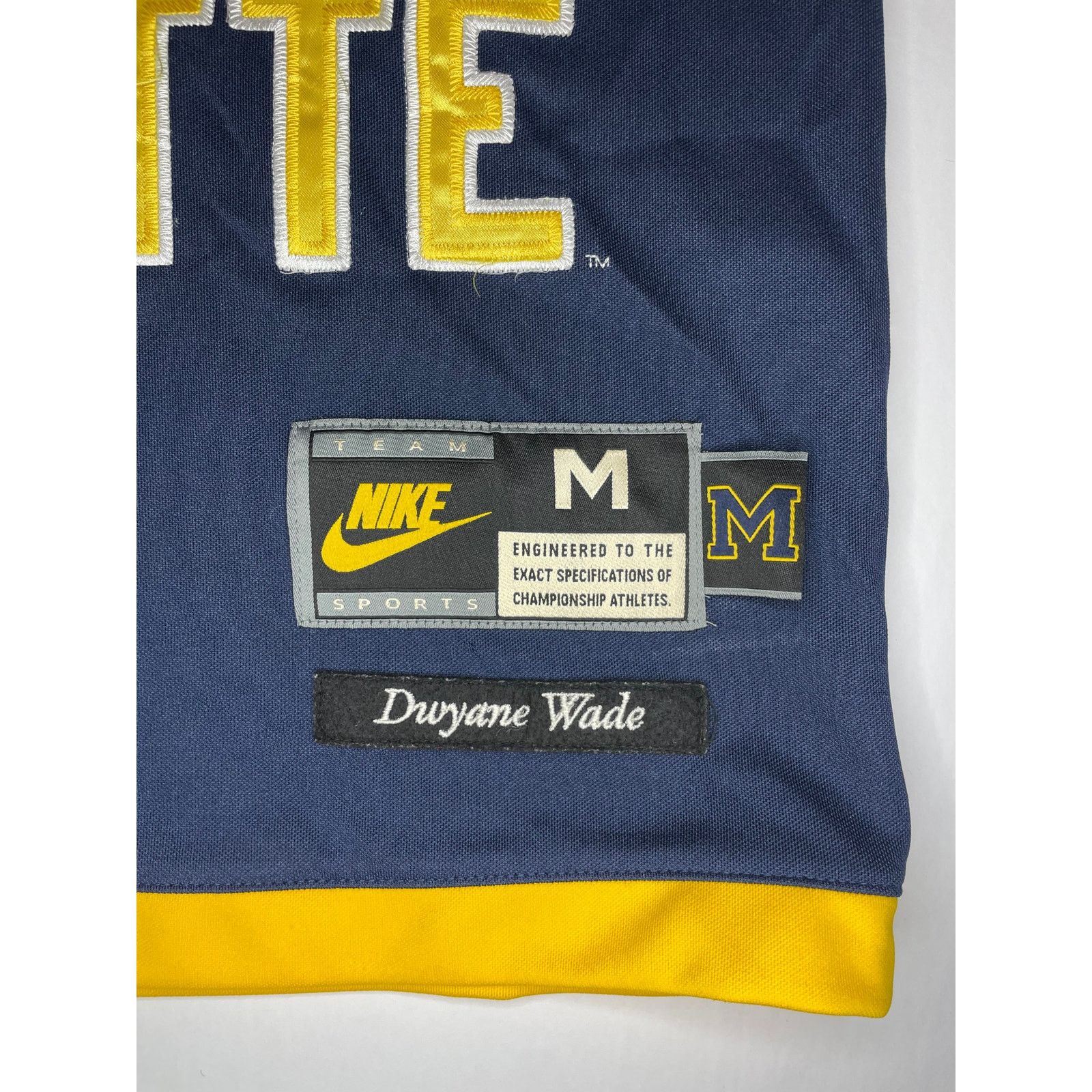 Nike Vintage Dwayne Wade Nike Marquette Jersey Size US M / EU 48-50 / 2 - 4 Thumbnail
