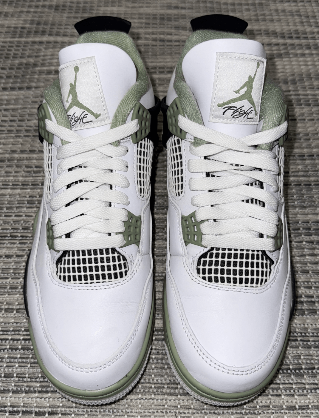 Jordan Brand Air Jordan 4 "Seafoam" Size US 6.5 / EU 39-40 - 3 Thumbnail