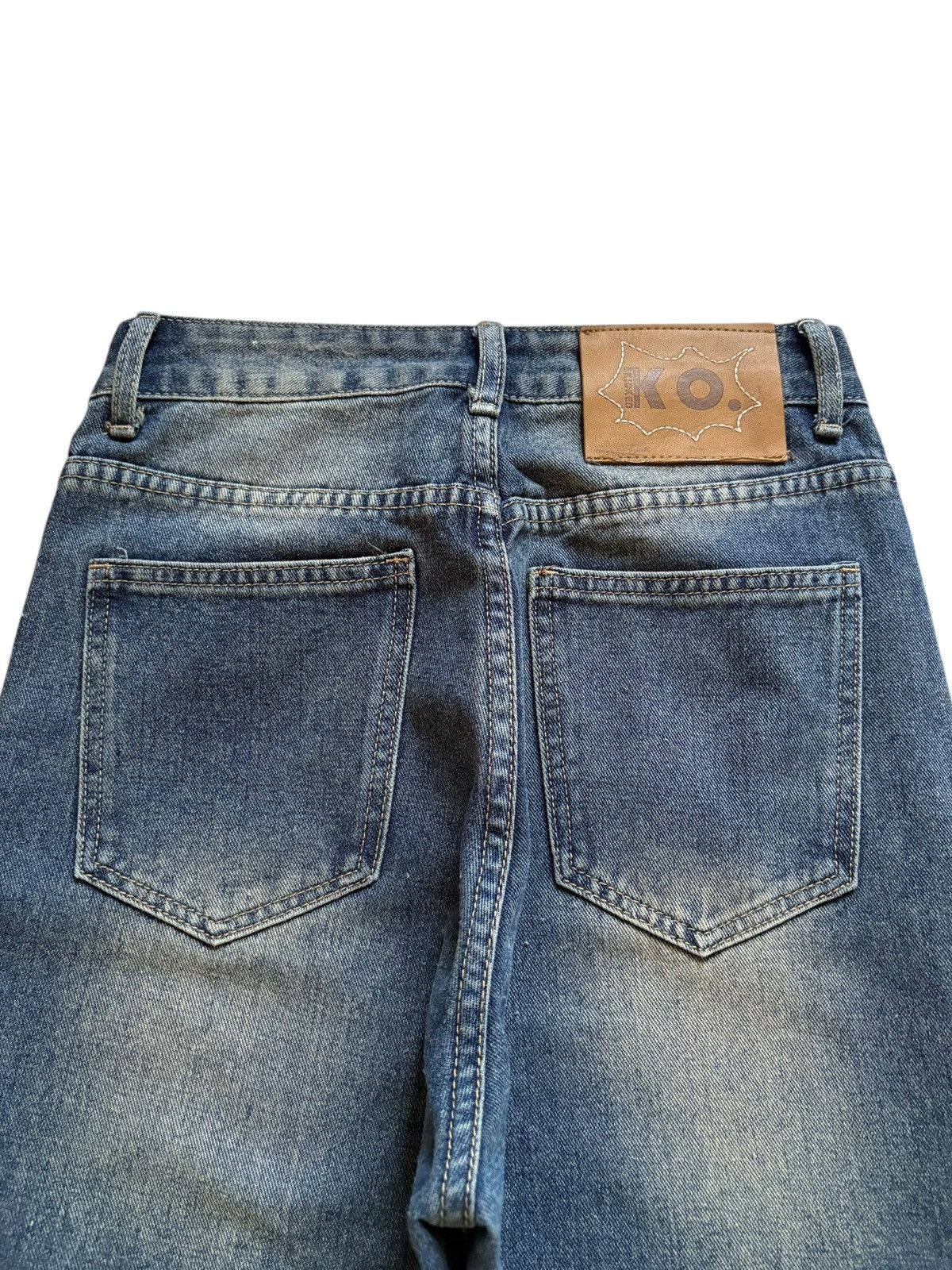 Japanese Brand Vintage Japanese Brand Painted Splattered Ripped Baggy Jeans Size 26" / US 2 / IT 38 - 8 Thumbnail