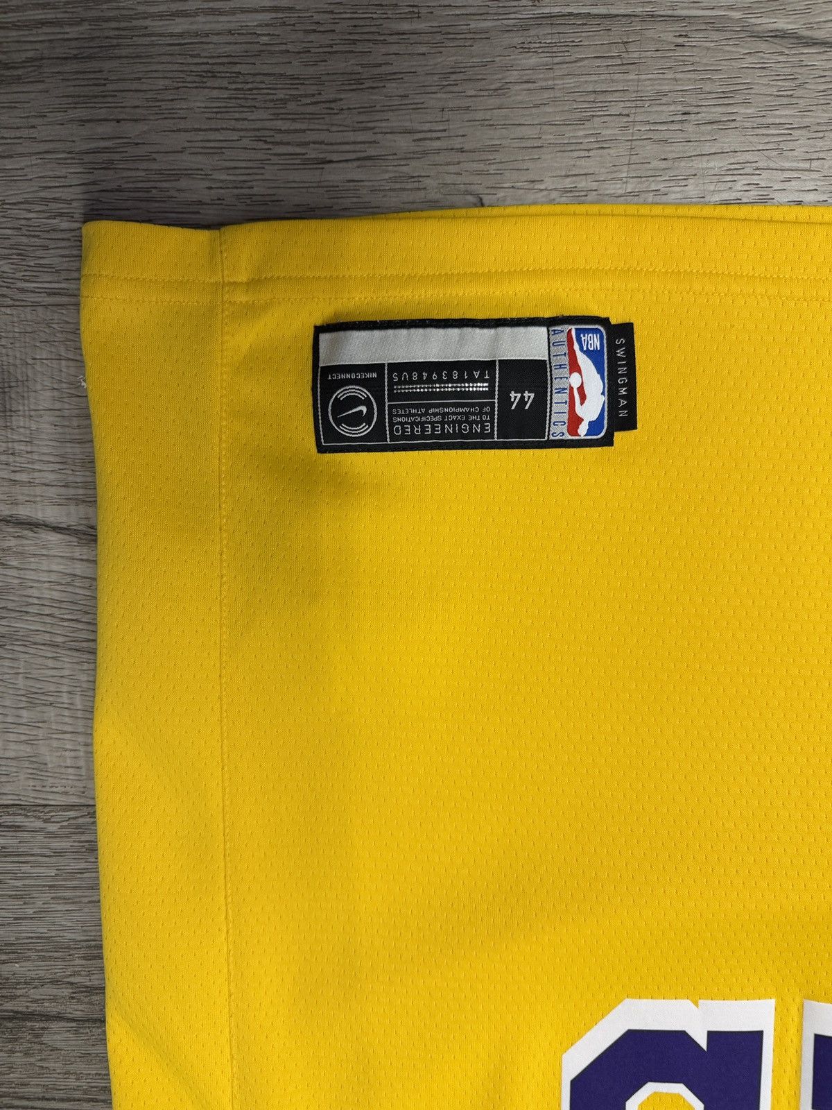 Nike Nike LeBron lakers jersey 23 Size US M / EU 48-50 / 2 - 2 Thumbnail