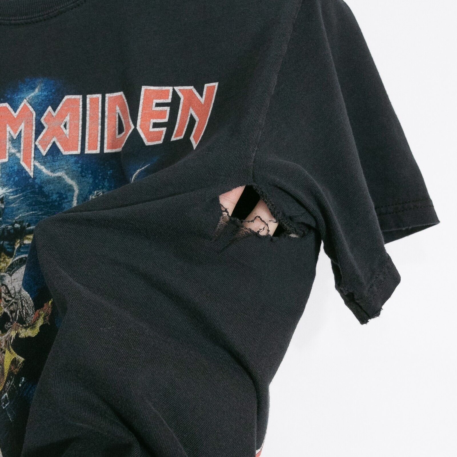 Vintage Vintage Y2K Iron Maiden Best of Beast T Shirt S - Distressed Size US S / EU 44-46 / 1 - 6 Thumbnail