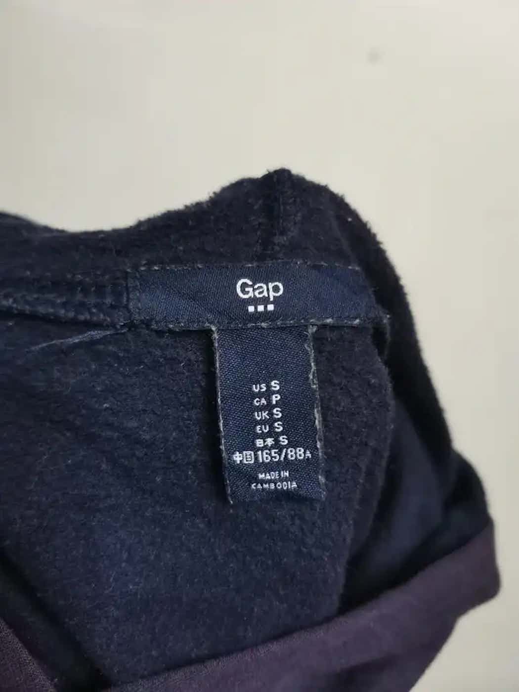 Gap Vintage GAP Big Logo Sweatshirt Hoodie Size US S / EU 44-46 / 1 - 5 Thumbnail