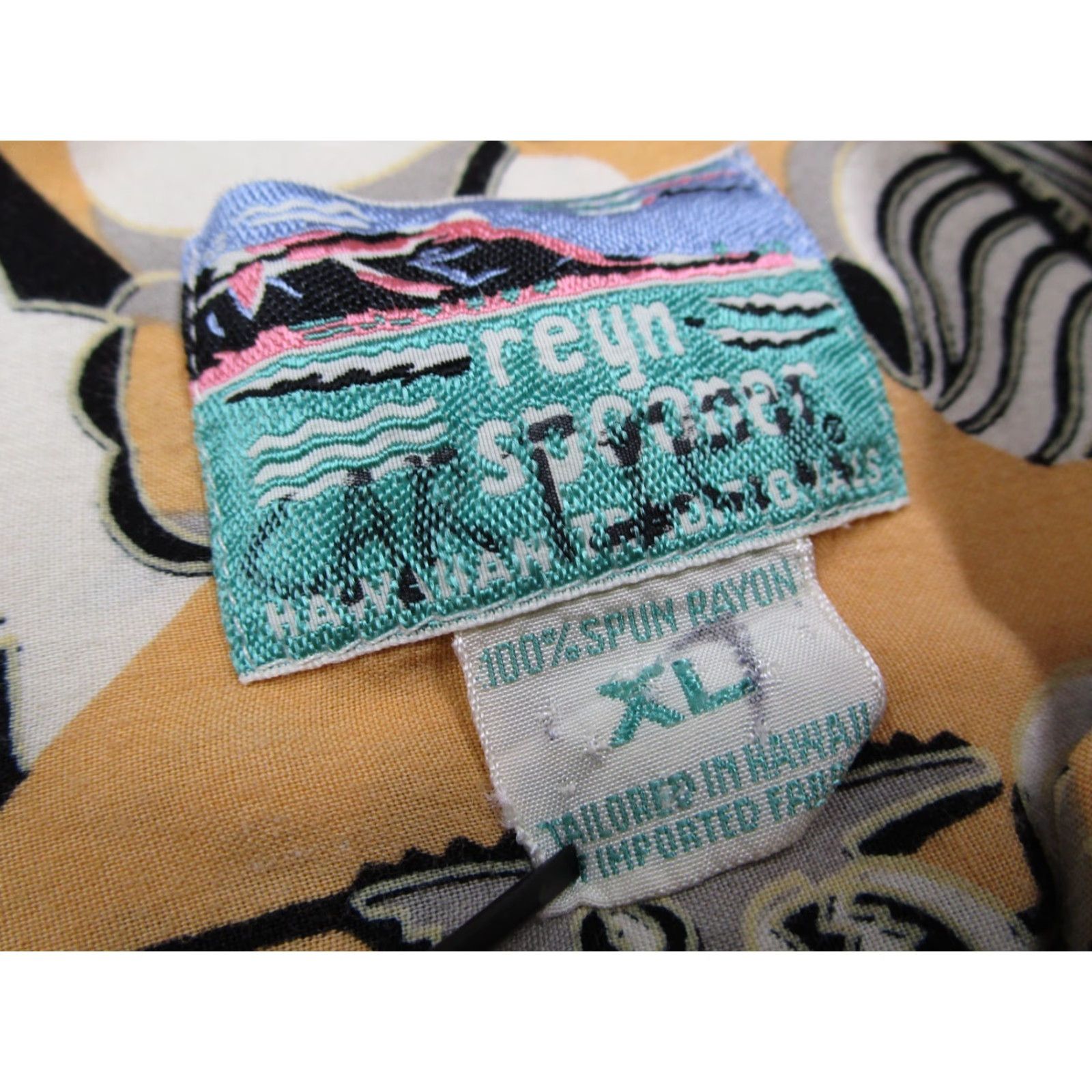 Reyn Spooner VINTAGE Reyn Spooner Shirt Mens XL Yellow Button Up Tiki Masks USA 60s 70s Art Hawaiian Retro Tropical Geometric Short Sleeve Button-Up USA Mens XX Size US XL / EU 56 / 4 - 3 Thumbnail