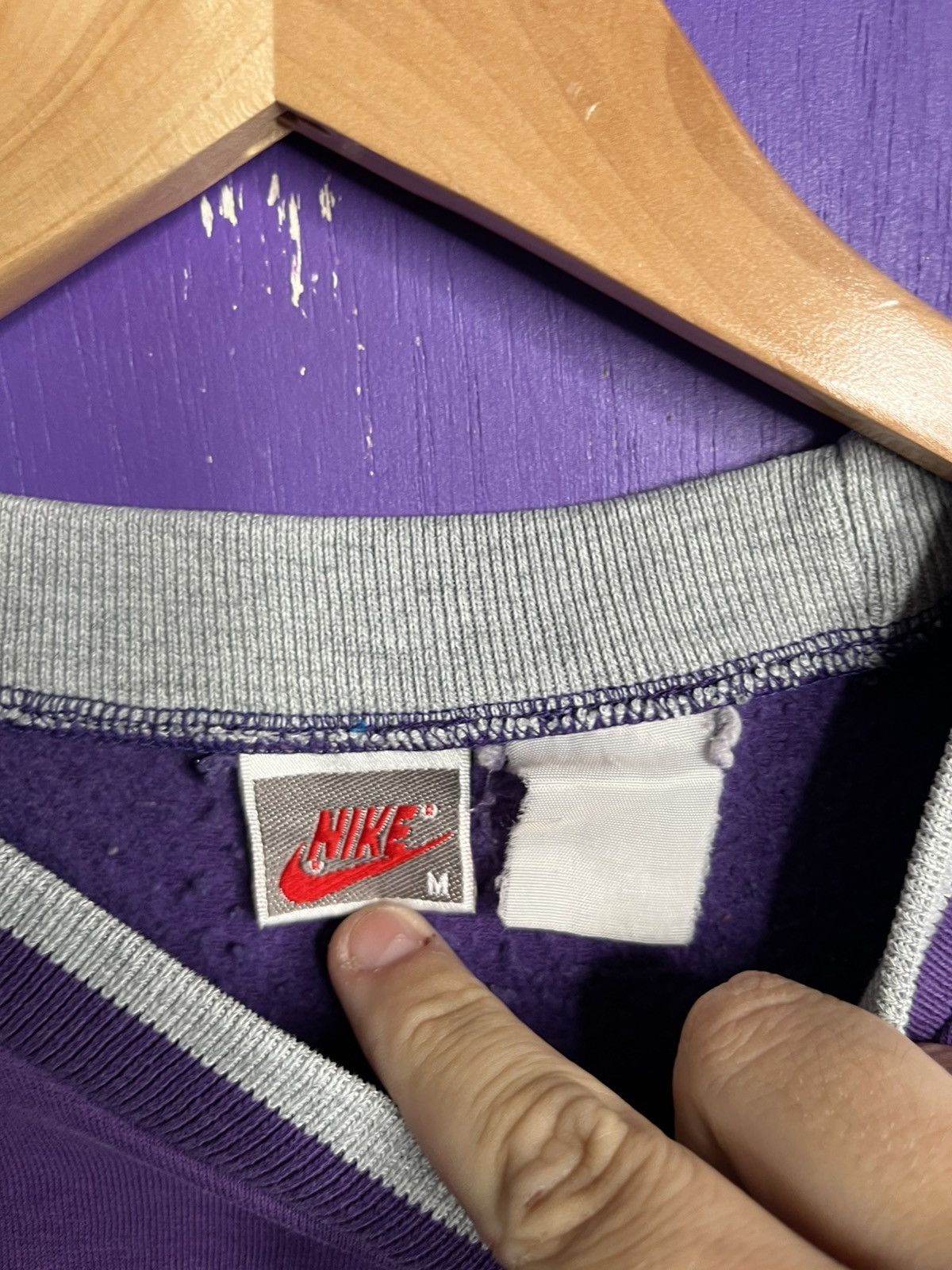 Nike × Vintage Vintage 90s Nike two tone collegiate style crewneck Size US L / EU 52-54 / 3 - 4 Thumbnail