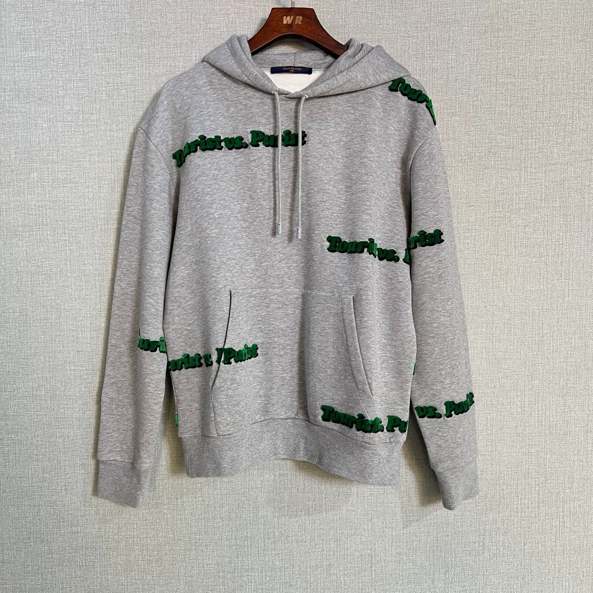 Louis Vuitton Louis Vuitton Gray Flocked Tourist Letter Hoodie Size US S / EU 44-46 / 1 - 1 Thumbnail