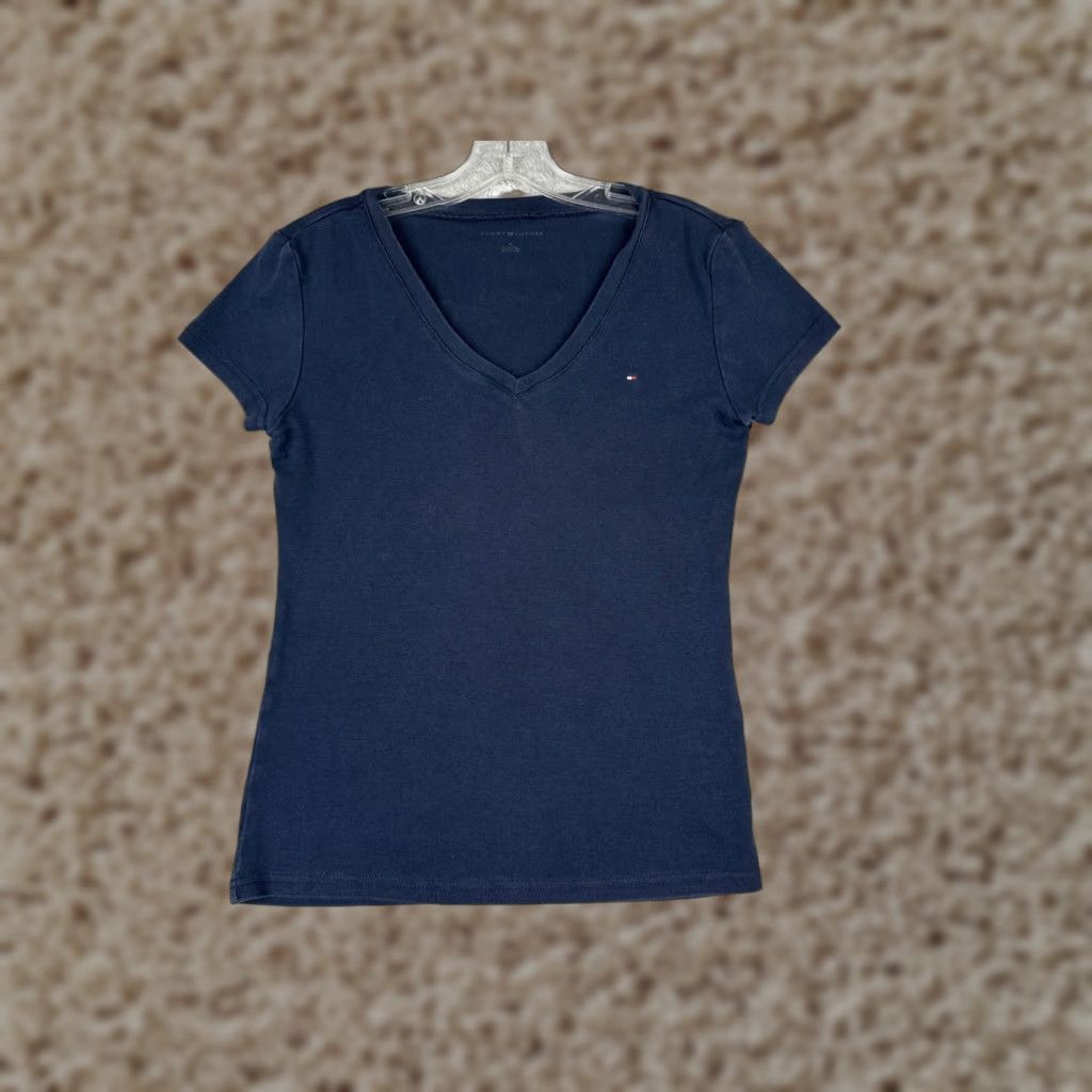 Tommy Hilfiger VINTAGE? No. Tommy Hilfiger Shirt Women Medium Blue V-Neck Short Sleeve 100% Cotton Jersey Size M / US 6-8 / IT 42-44 - 1 Thumbnail
