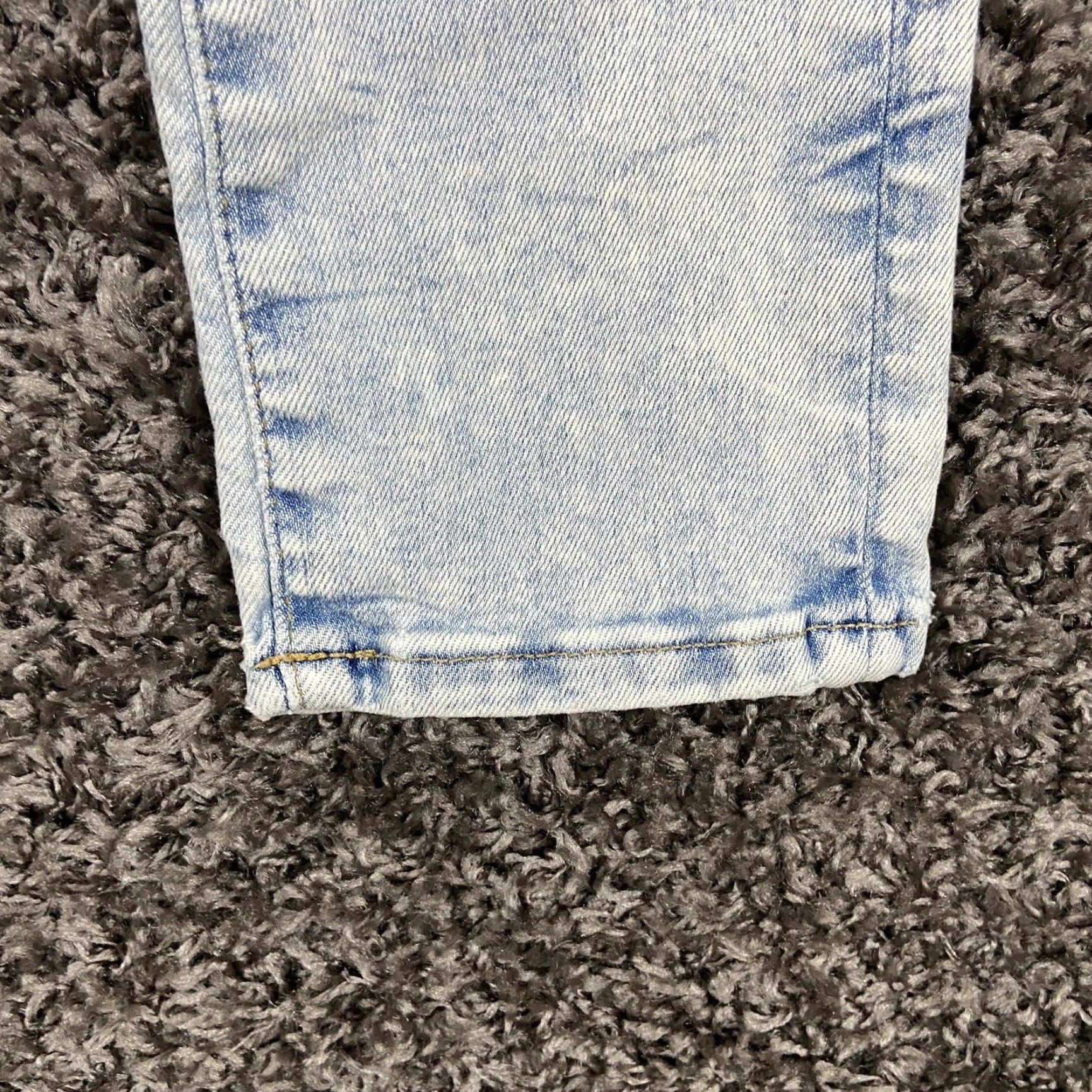 American Eagle Outfitters AMERICAN EAGLE Skinny Distressed Light Wash Blue Jeans Regular Fit Men’s 28x27 Size US 28 / EU 44 - 2 Thumbnail