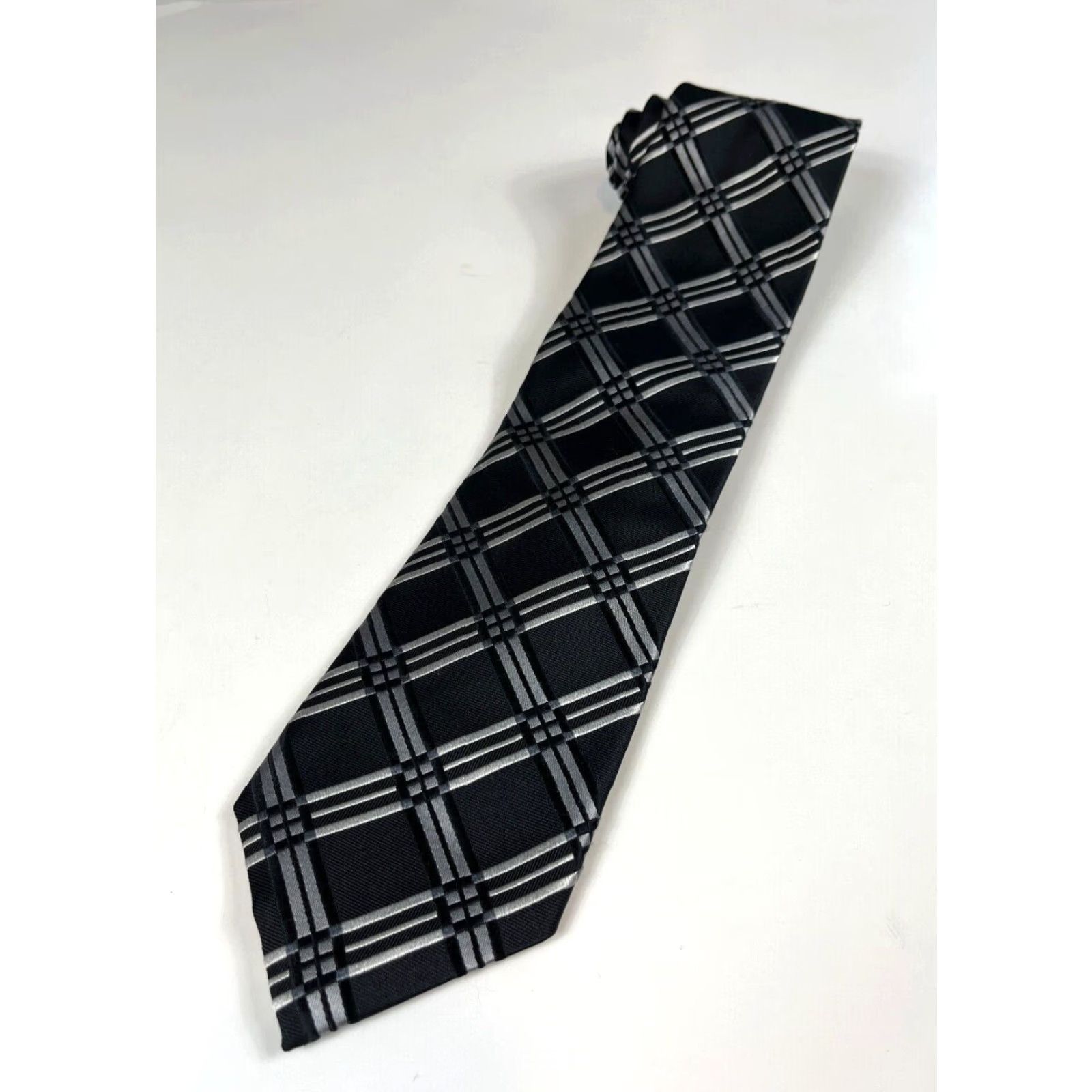 Robert Talbott VINTAGE Robert Talbott Carmel Men's Silk Tie Plaid Hand Made in USA Size ONE SIZE - 2 Thumbnail