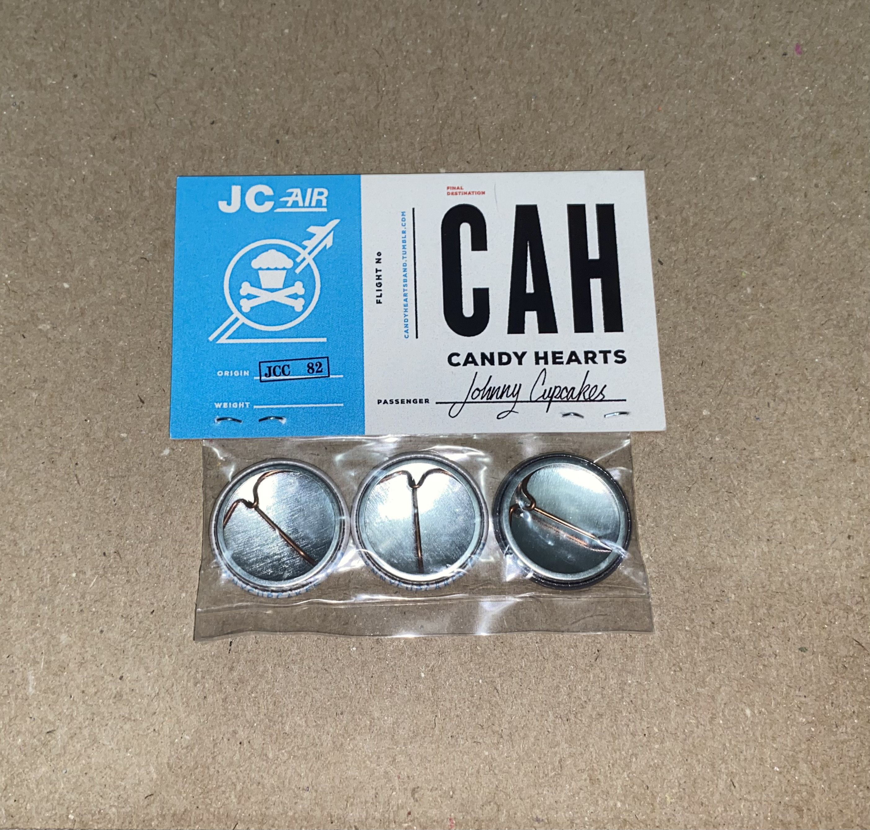 Johnny Cupcakes × Vintage Johnny Cupcakes Candy Hearts Button Pins Lapel Brooch shirt Size ONE SIZE - 5 Thumbnail
