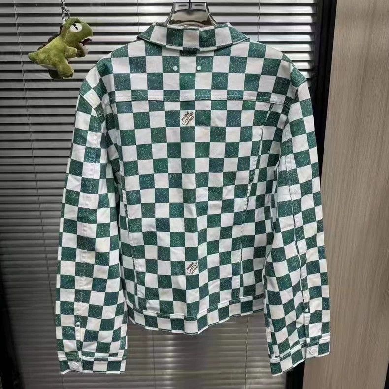 Louis Vuitton Louis Vuitton White and green checkerboard denim jacket Size US L / EU 52-54 / 3 - 3 Thumbnail