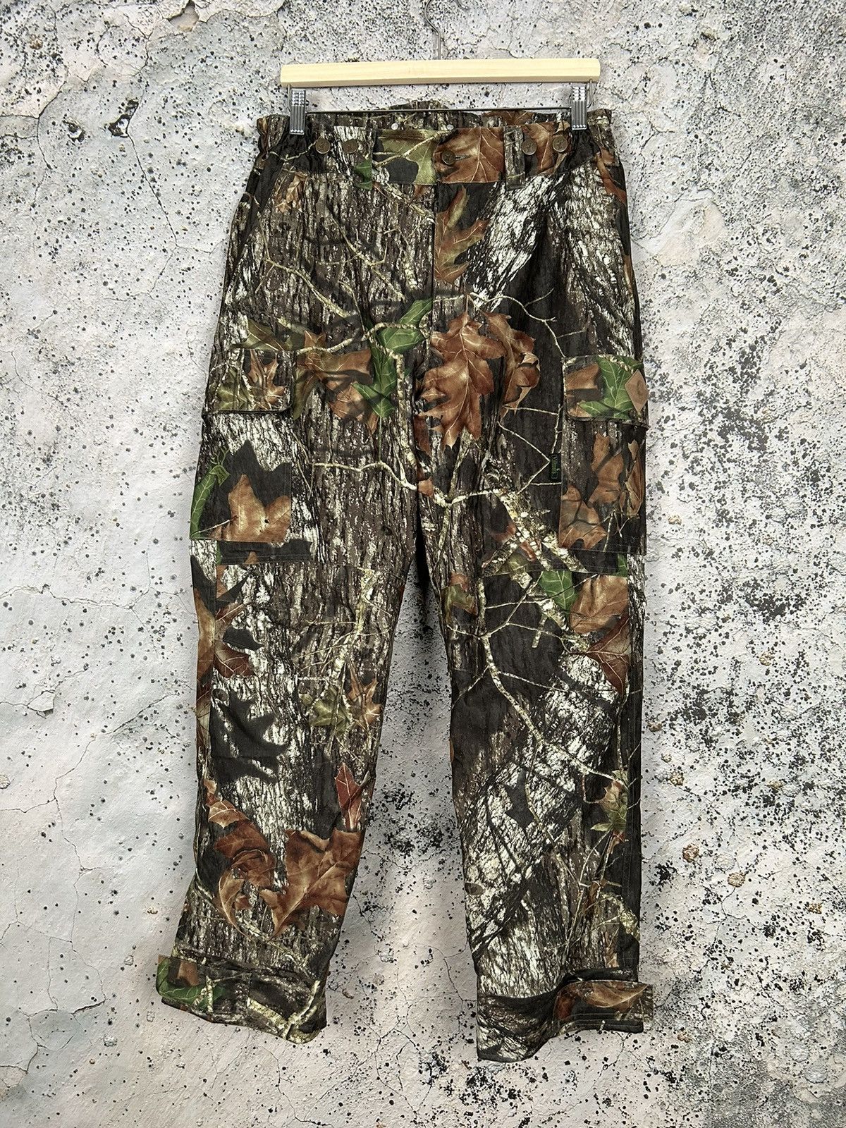 Japanese Brand Vintage Realtree Camo Cargo Pants Hype Streetwear Rare Size US 30 / EU 46 - 1 Thumbnail