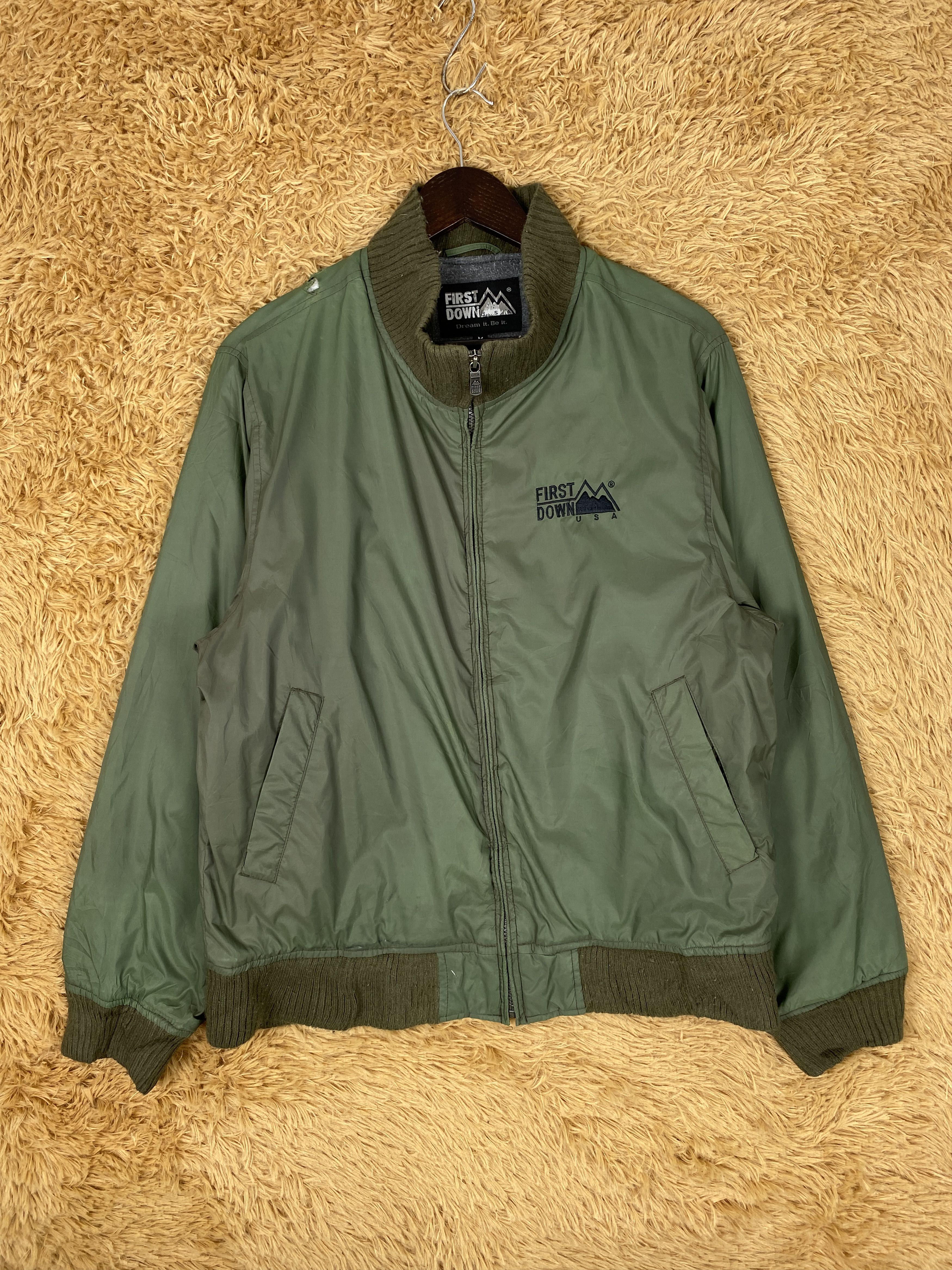 Vintage Vintage First Down Jacket Military Green J2079 Size US S / EU 44-46 / 1 - 1 Thumbnail