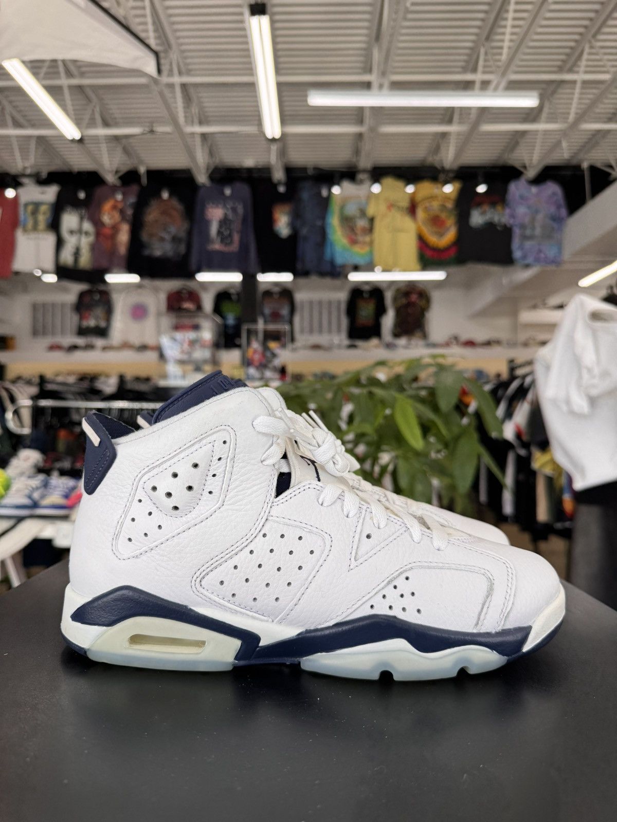 Jordan Brand Air Jordan 6 Midnight Navy Size 7Y (2022) Size US 7 / EU 40 - 6 Thumbnail