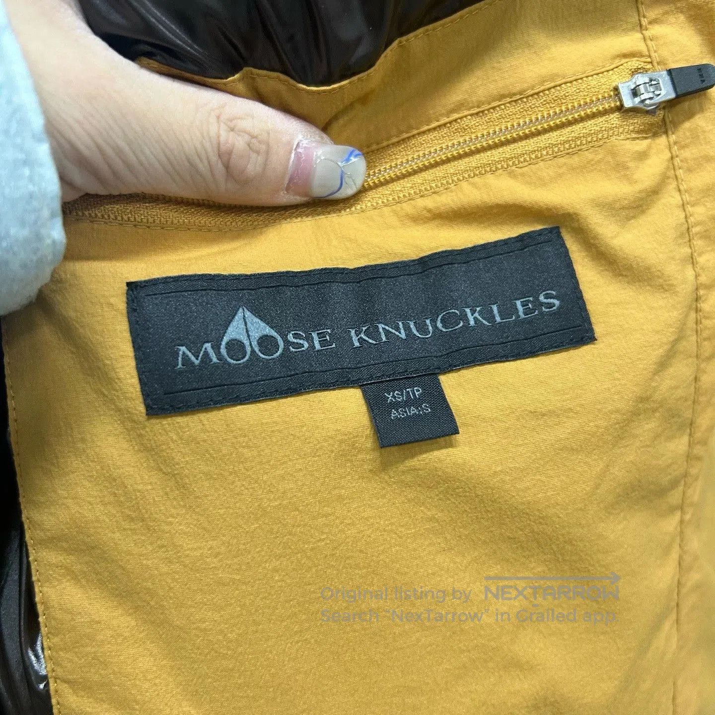 Moose Knuckles Moose Knuckles Yellow Down Vest in Size Small. Size US S / EU 44-46 / 1 - 5 Thumbnail
